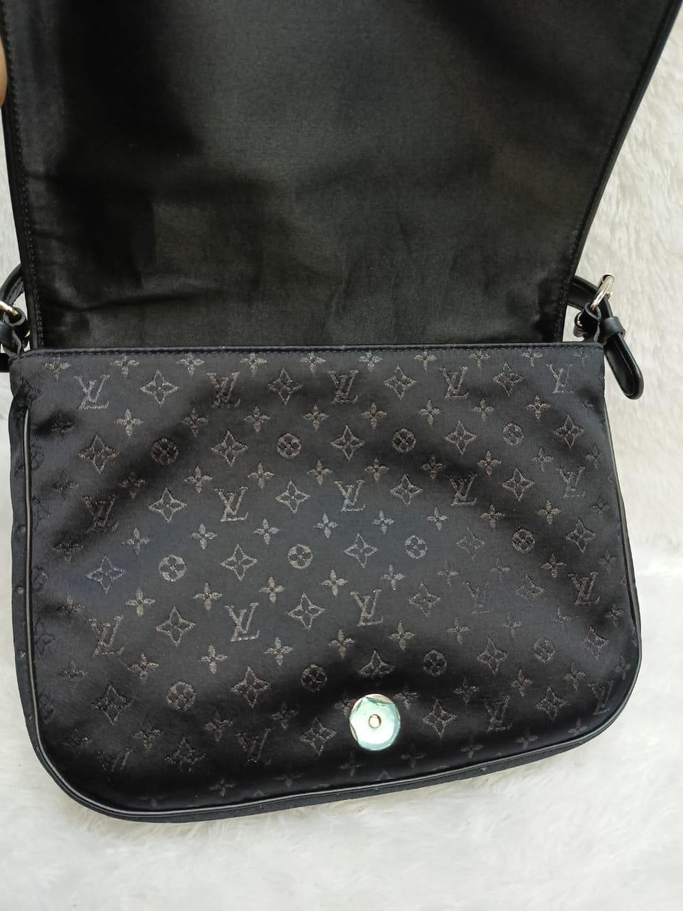 LV Conte de Fees Musette Black Silk Monogram 2002