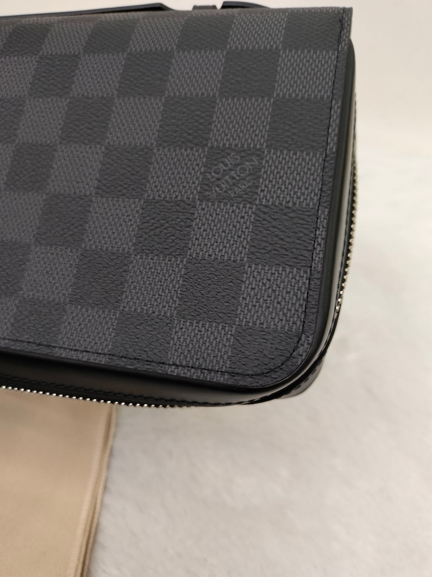 LV Zippy XL Travel Wallet Graphite 2017