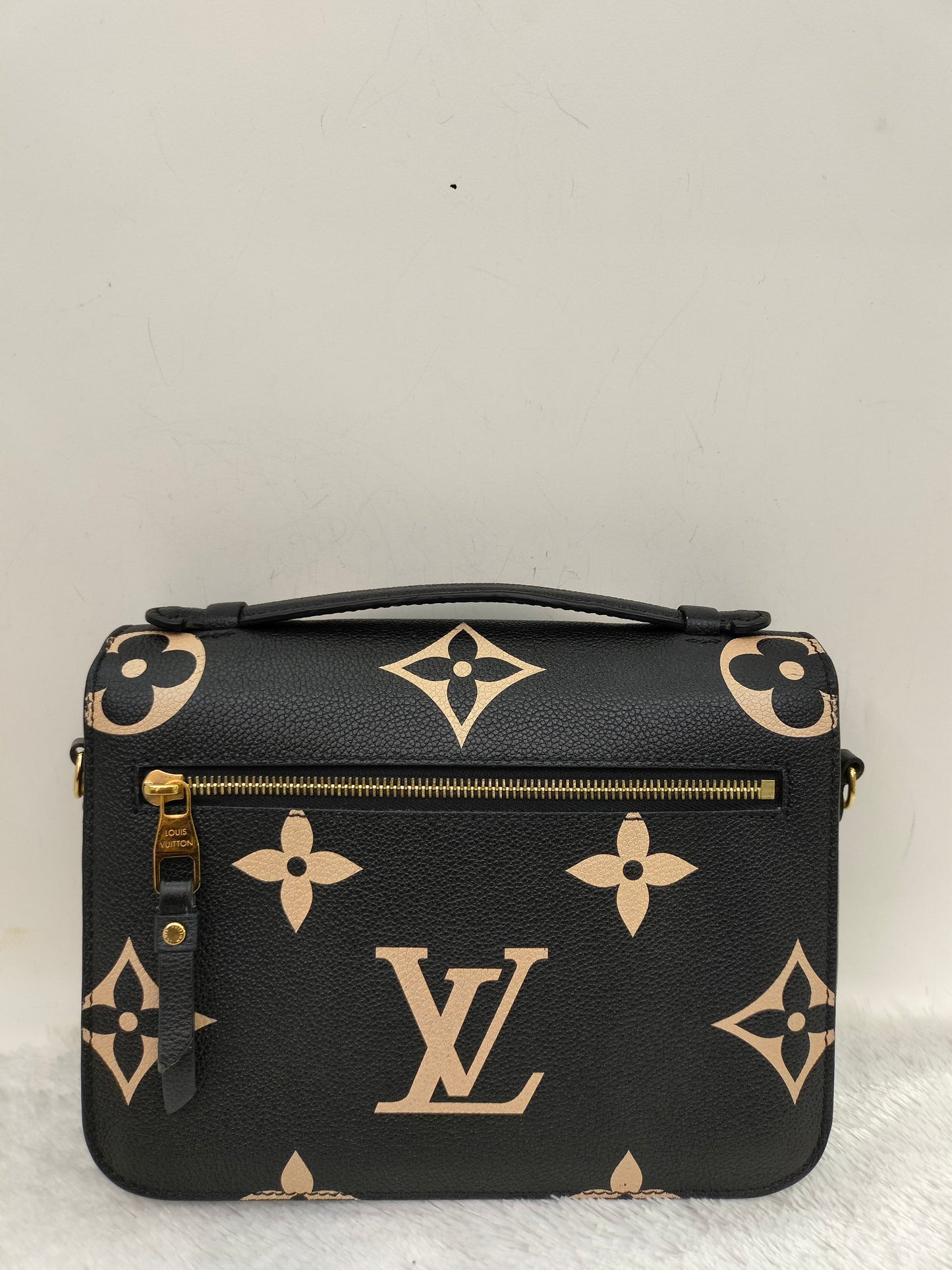 LV Metis Empreinte Noir Creme (CHIP)