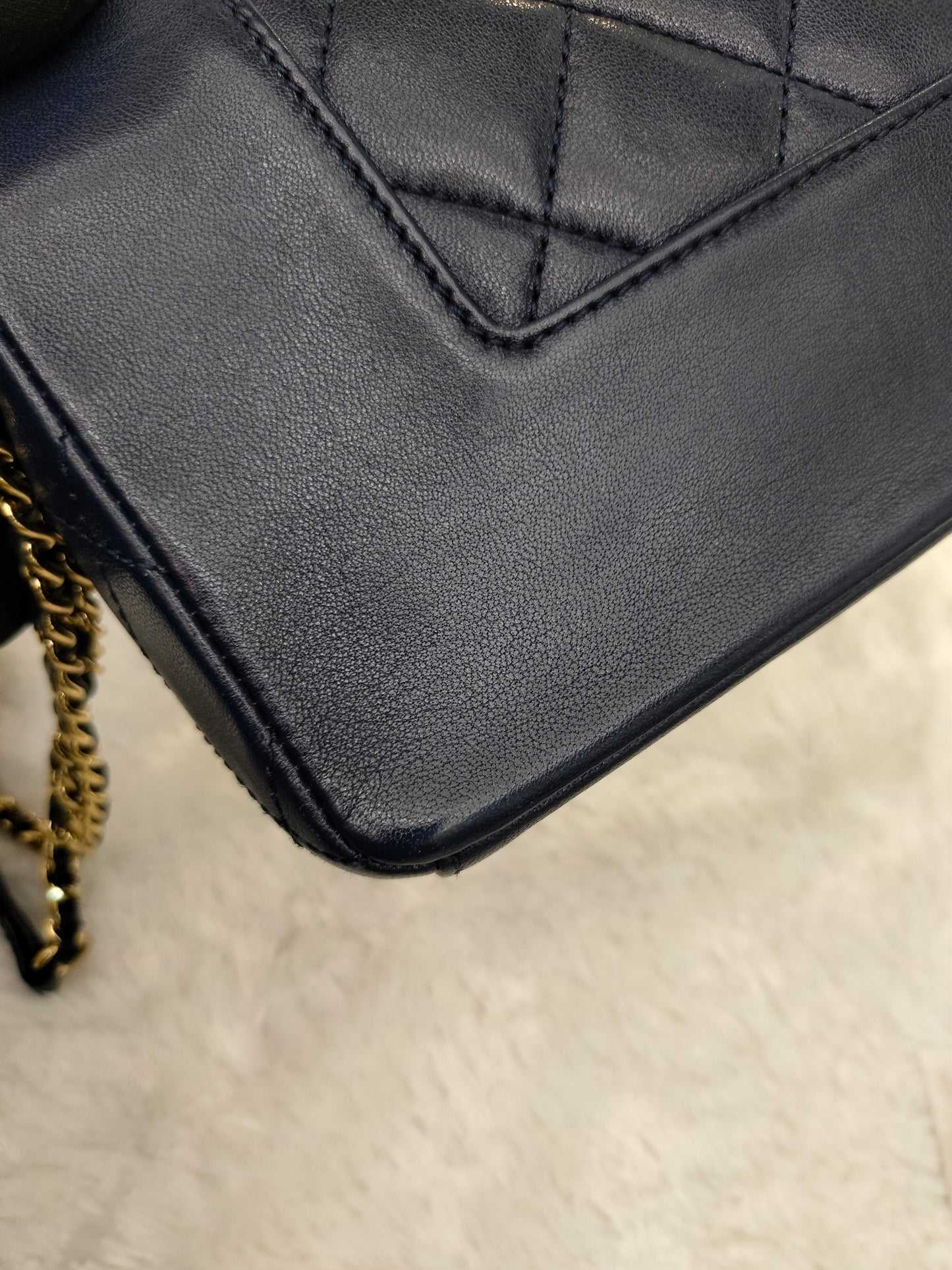 Chanel Mademoiselle Medium Flap Sheepskin Navy GHW #21