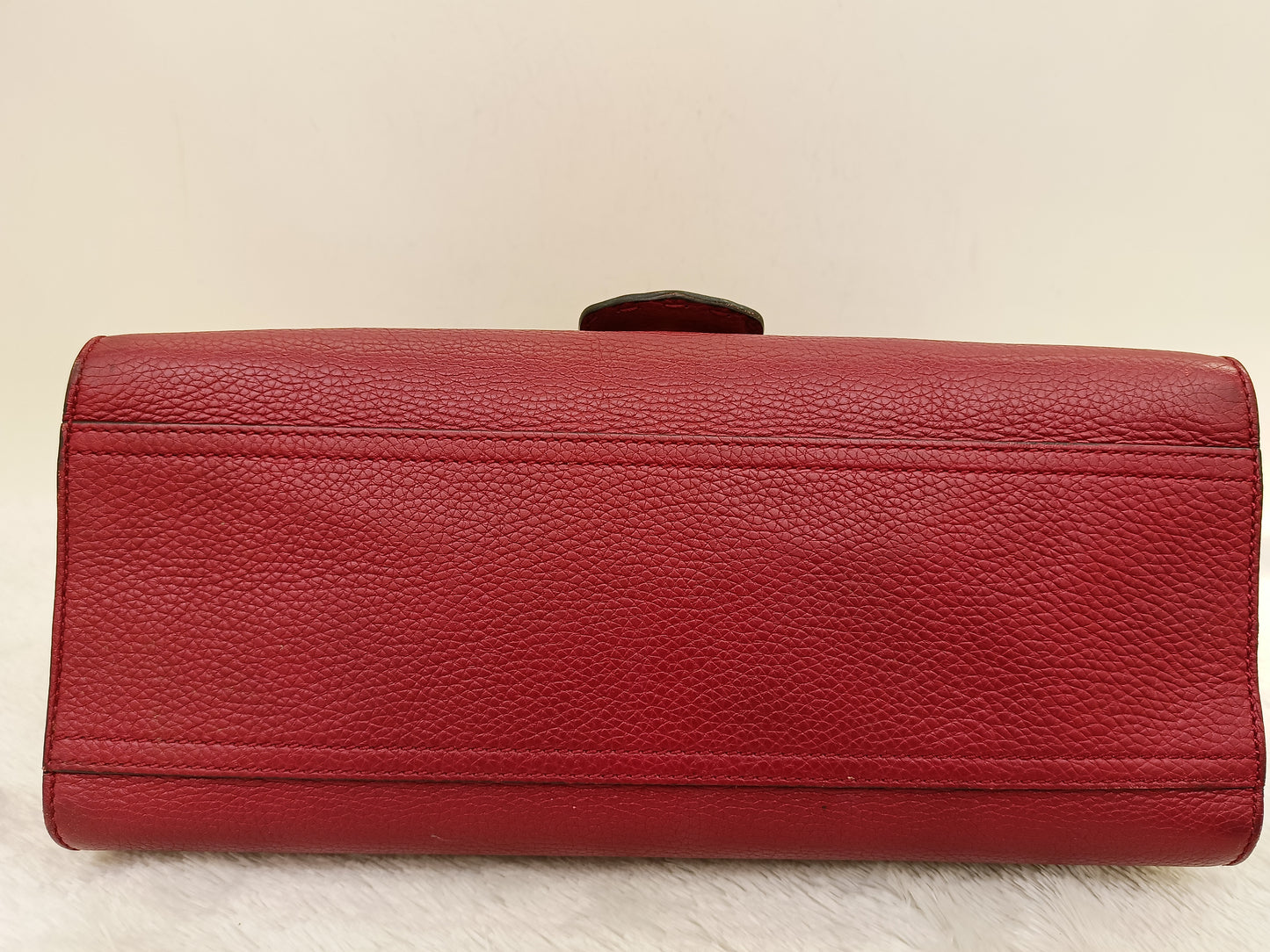 Gucci Top Handle Medium Marmont Grained Red GHW