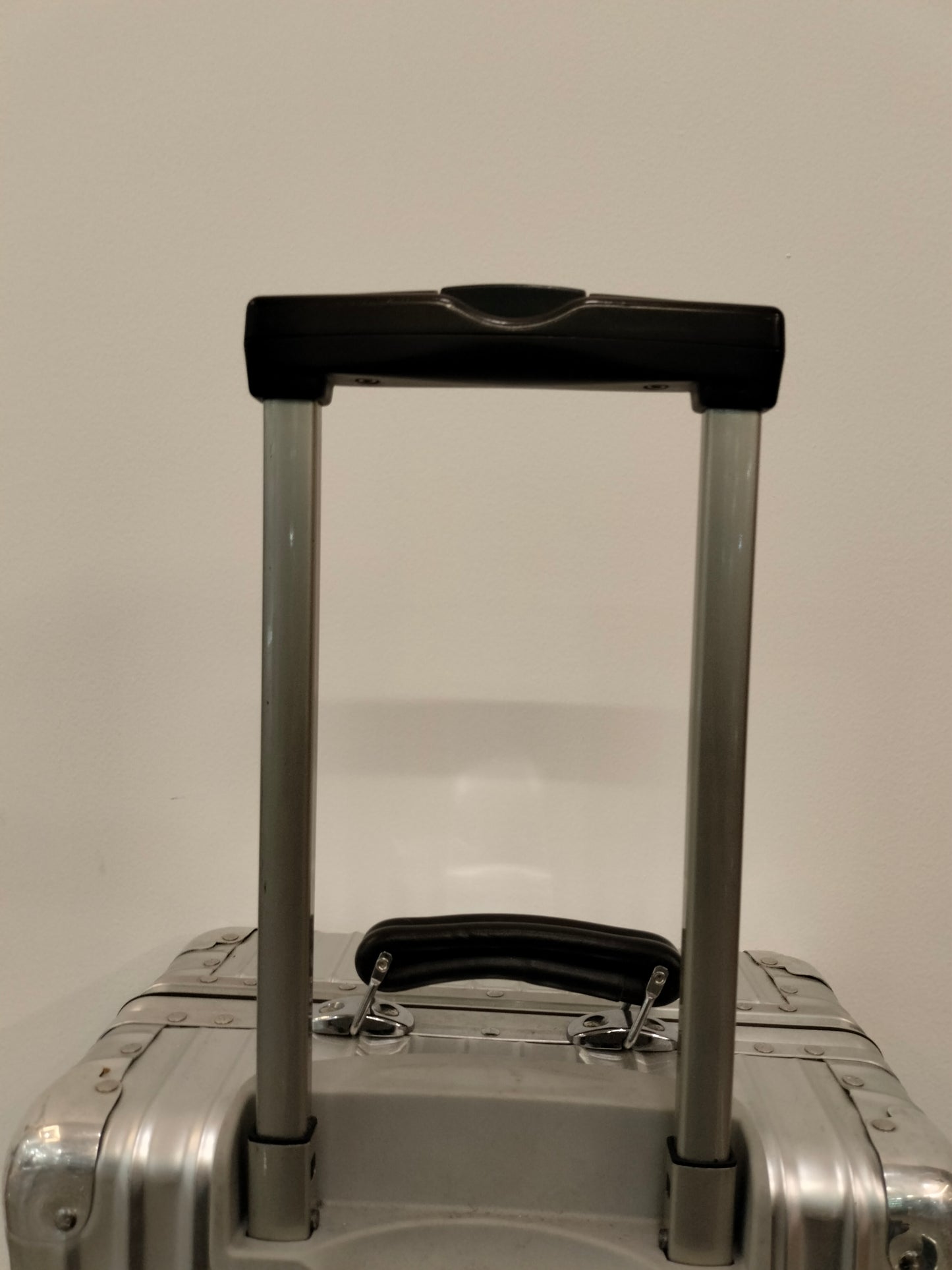 Rimowa Cabin Aluminium Silver 2017