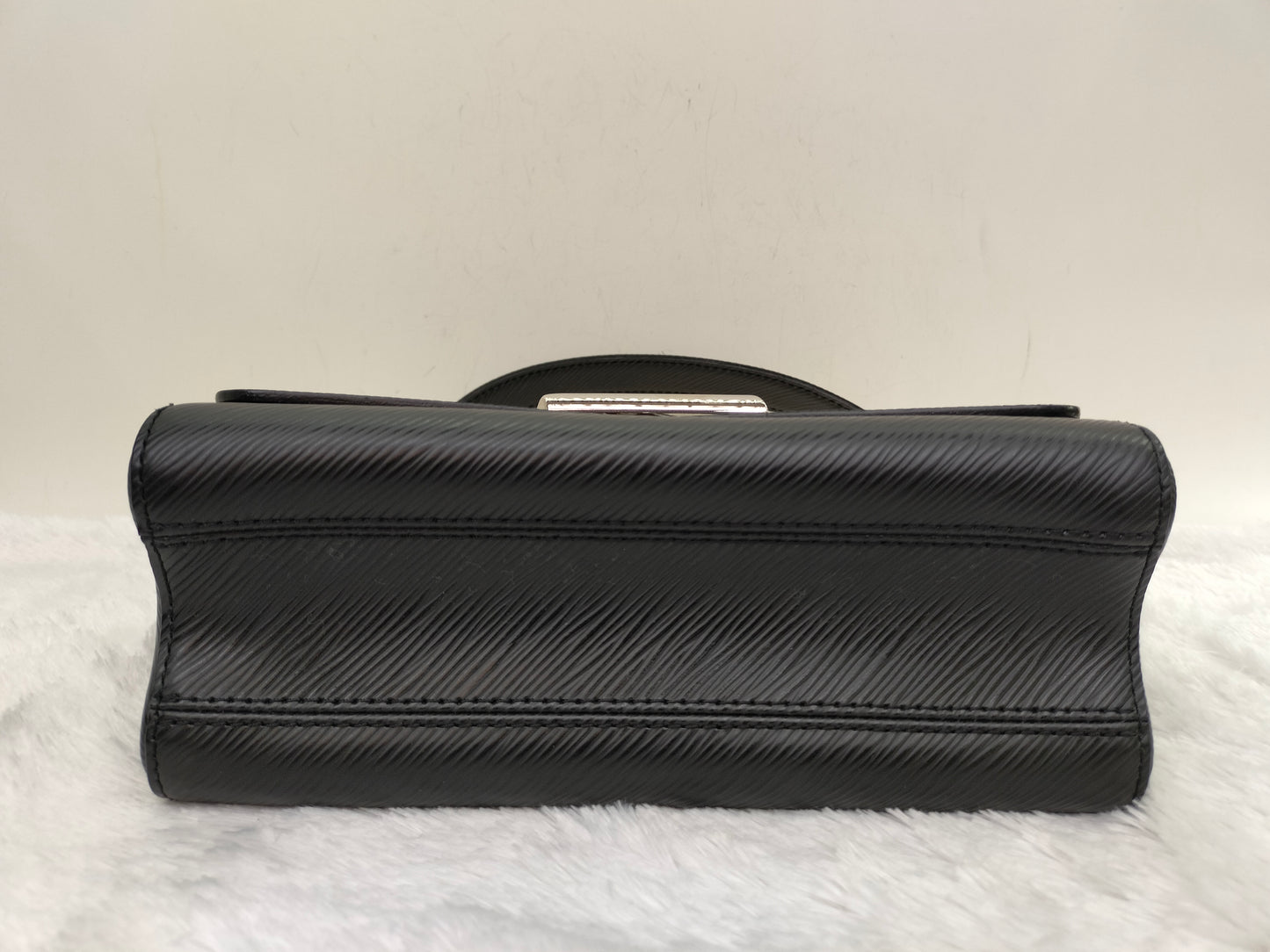 LV Twist MM Epi Noir 2018