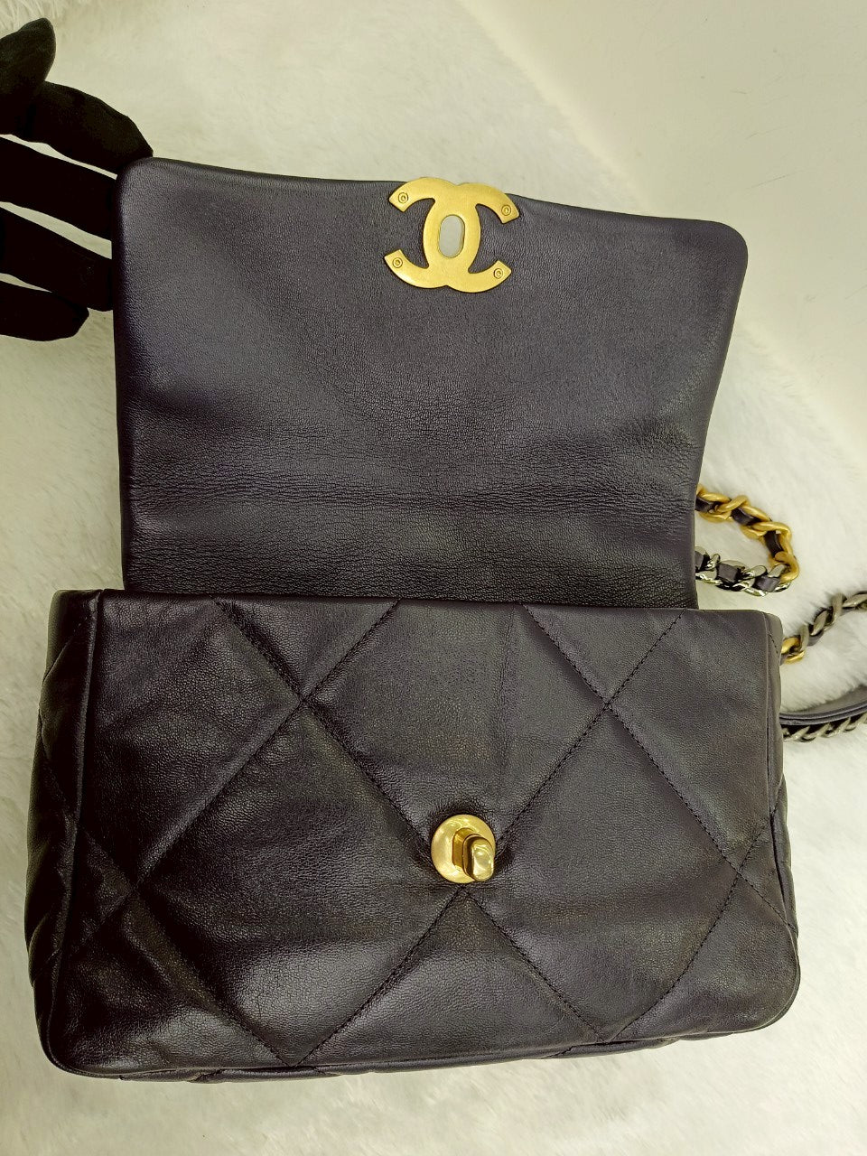 Chanel C19 Small Dark Purple GHW #30