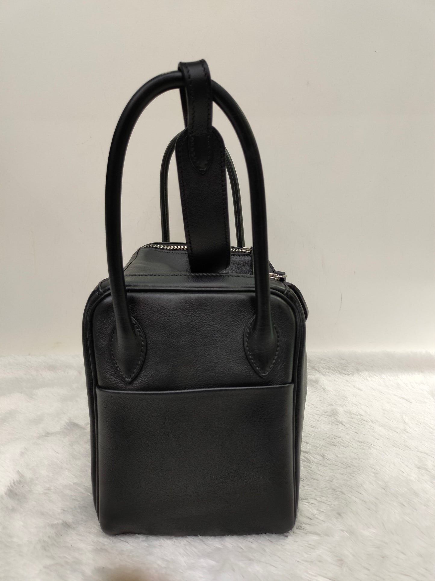 Lindy 26 Swift Black PHW #P square