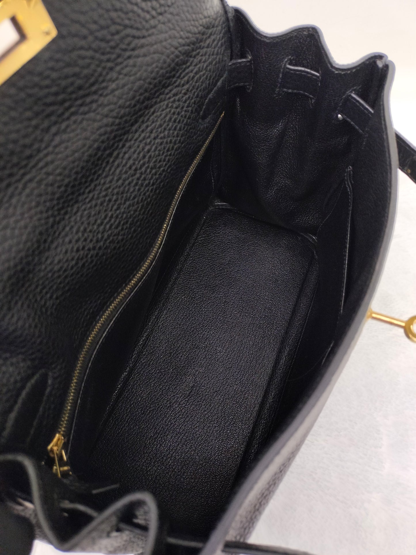 Kelly28 Clem Black GHW #T