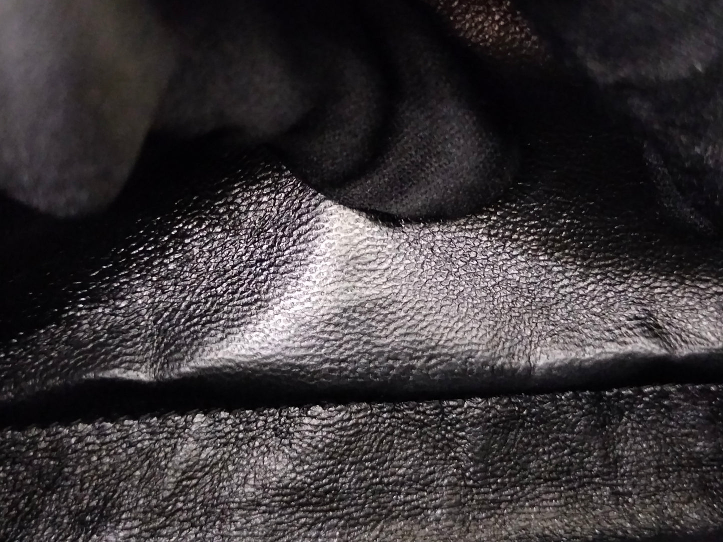 YsL WOC Chevron Grained Black GHW