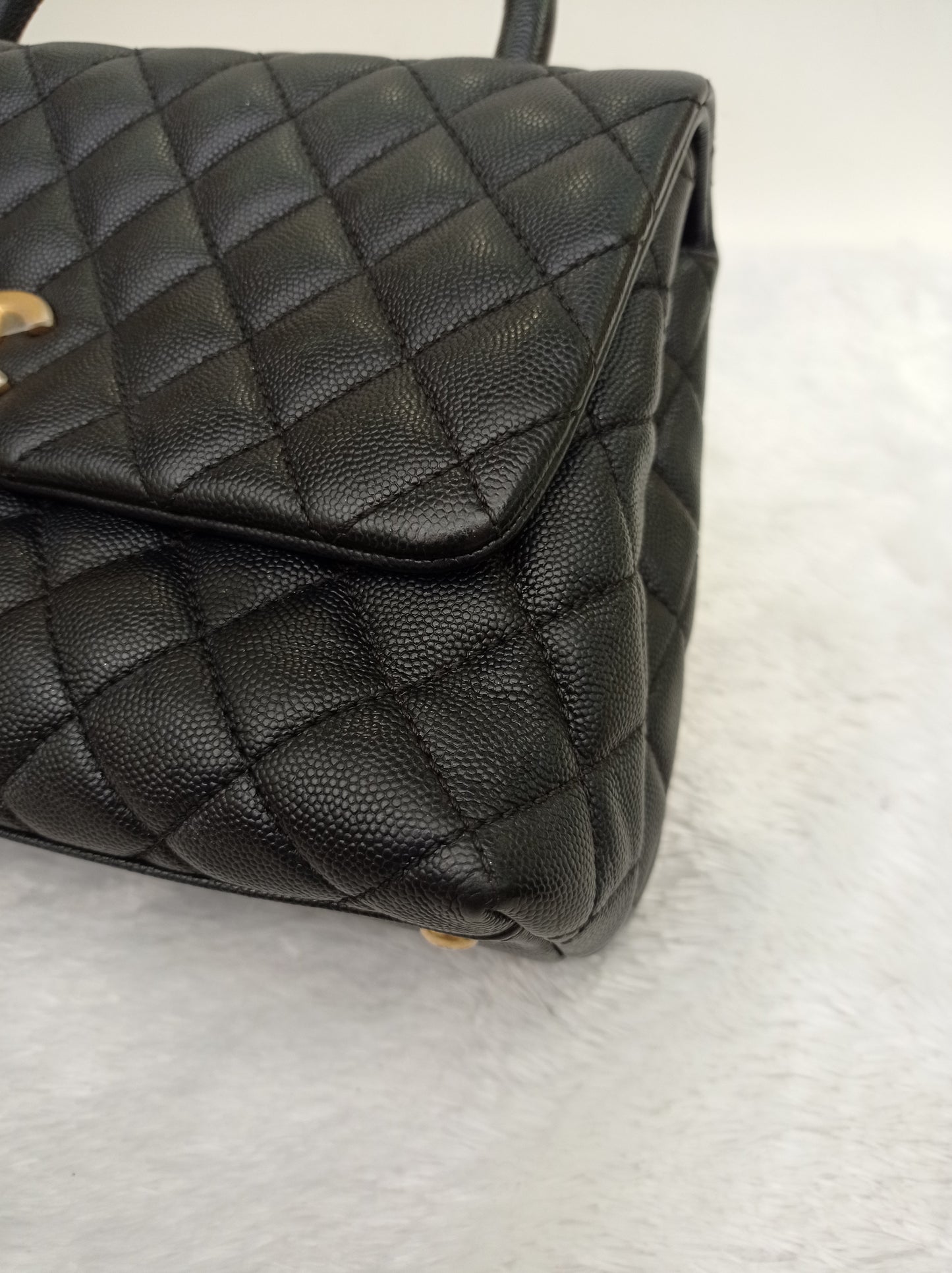 Chanel Coco Handle Medium Caviar Black GHW #25