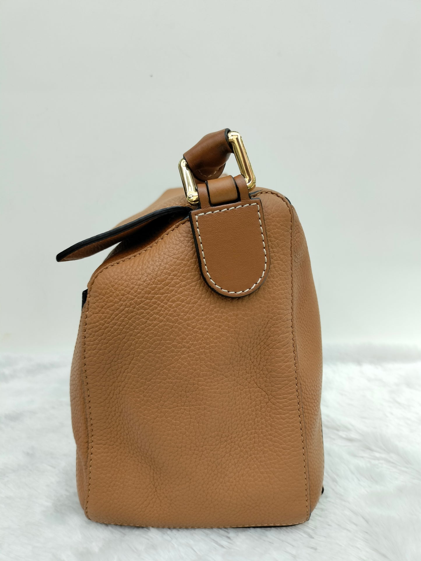 Loewe Puzzle Medium Grained Tan GHW 2018
