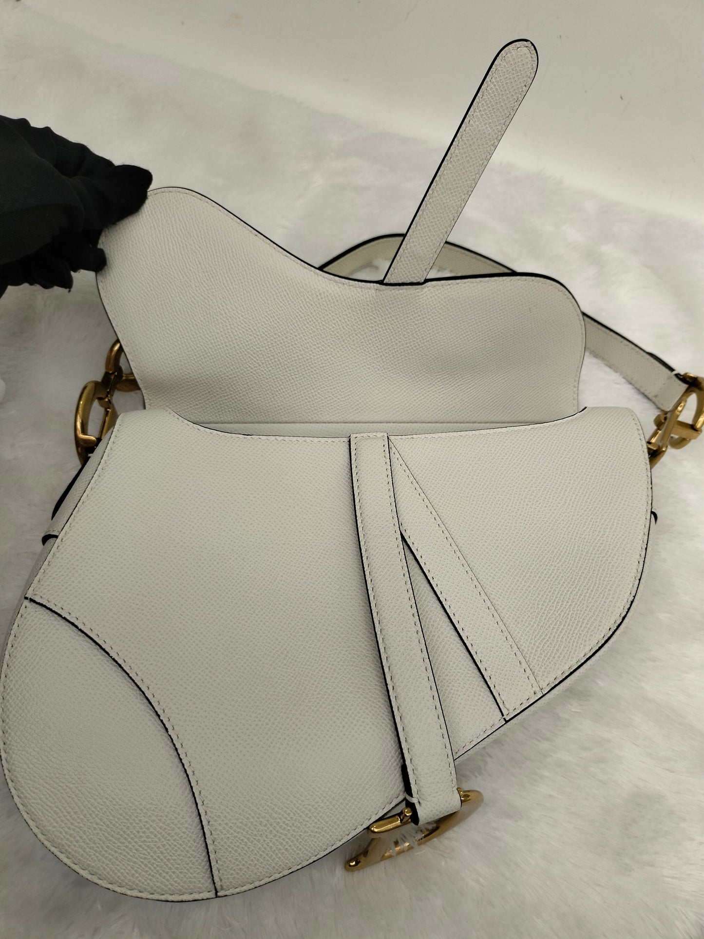 Dior Saddle Medium Grained White GHW 2020