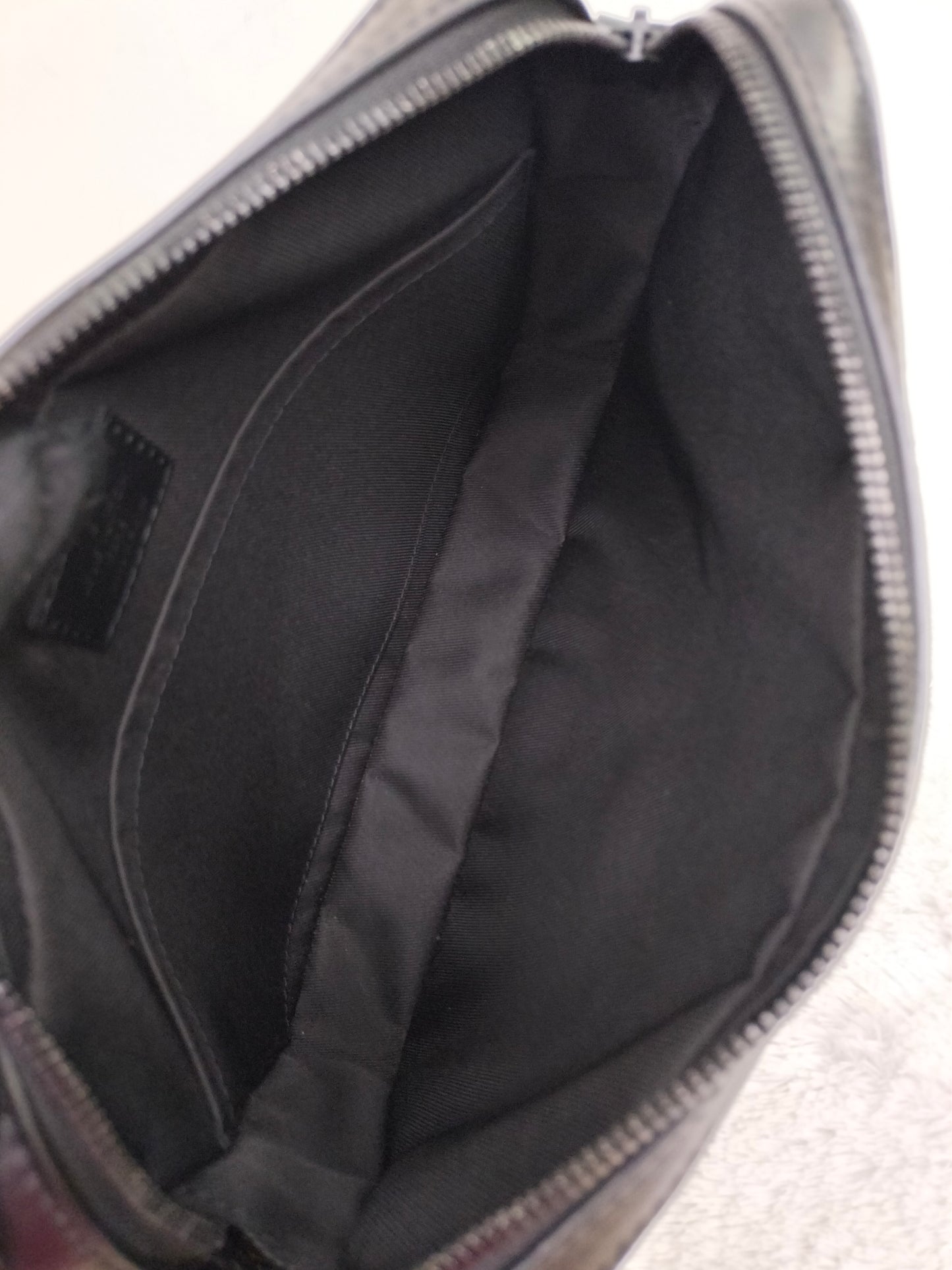 LV Duo Messenger Monogram Shadow Noir (CHIP)