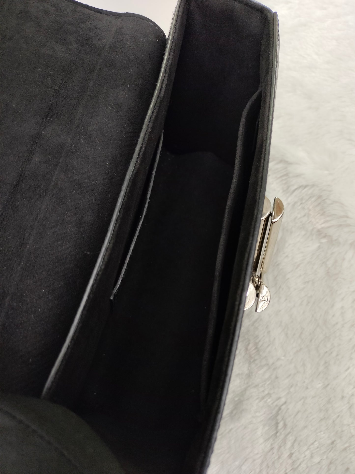 LV Twist MM Epi Noir 2018
