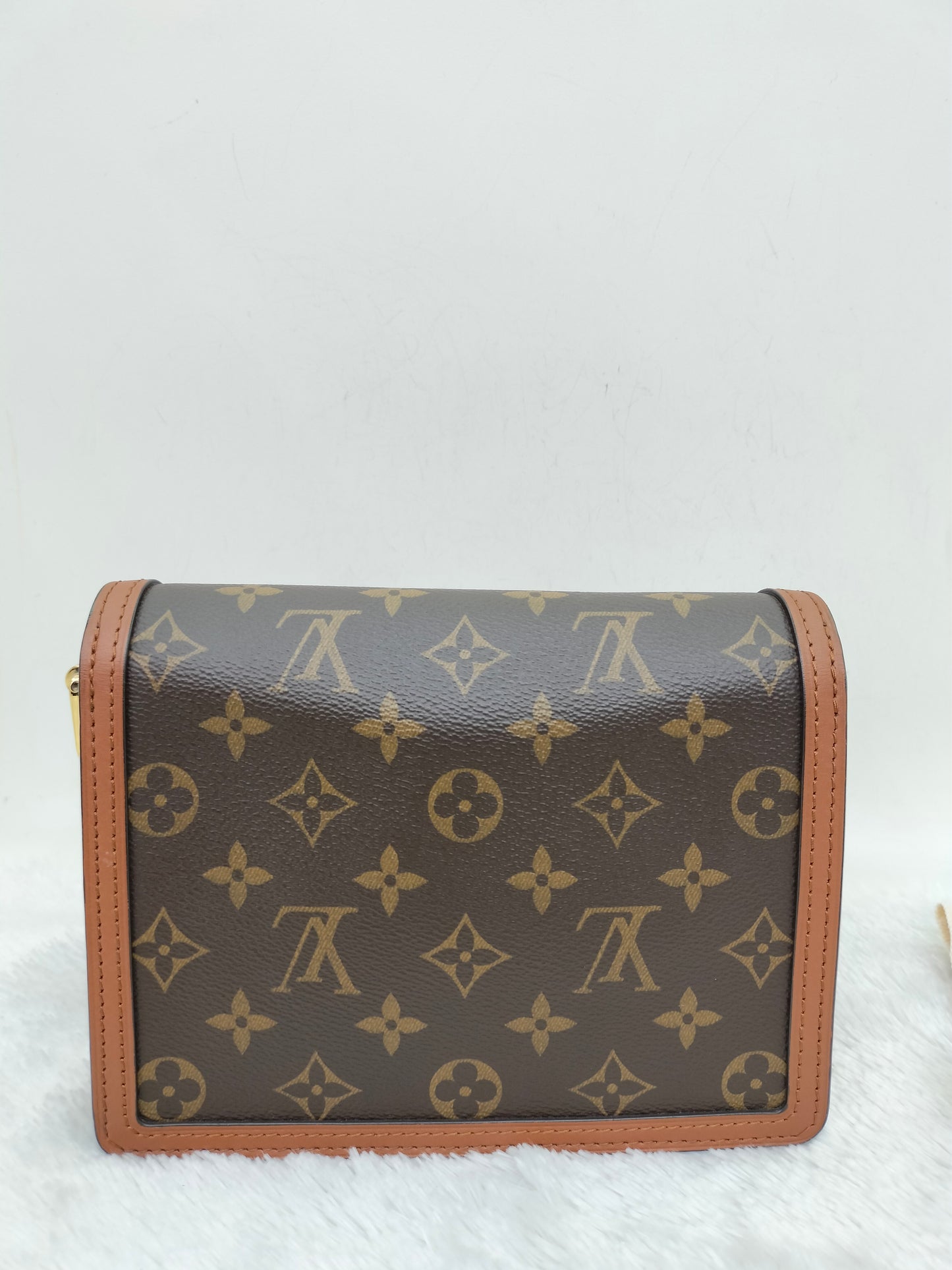 LV Dauphine Mini Monogram Reverse 2020