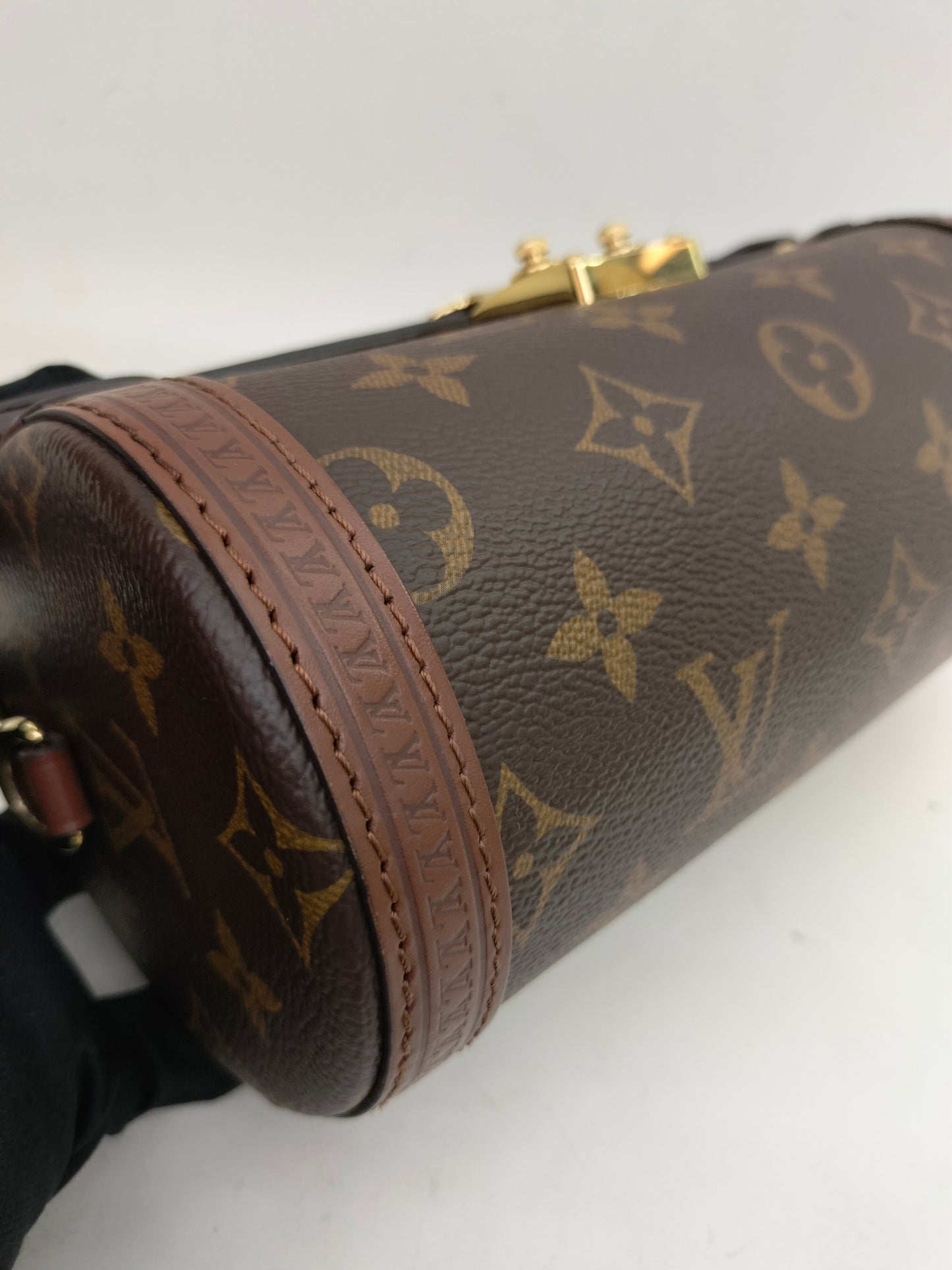 LV Papillon Trunk Monogram (CHIP)