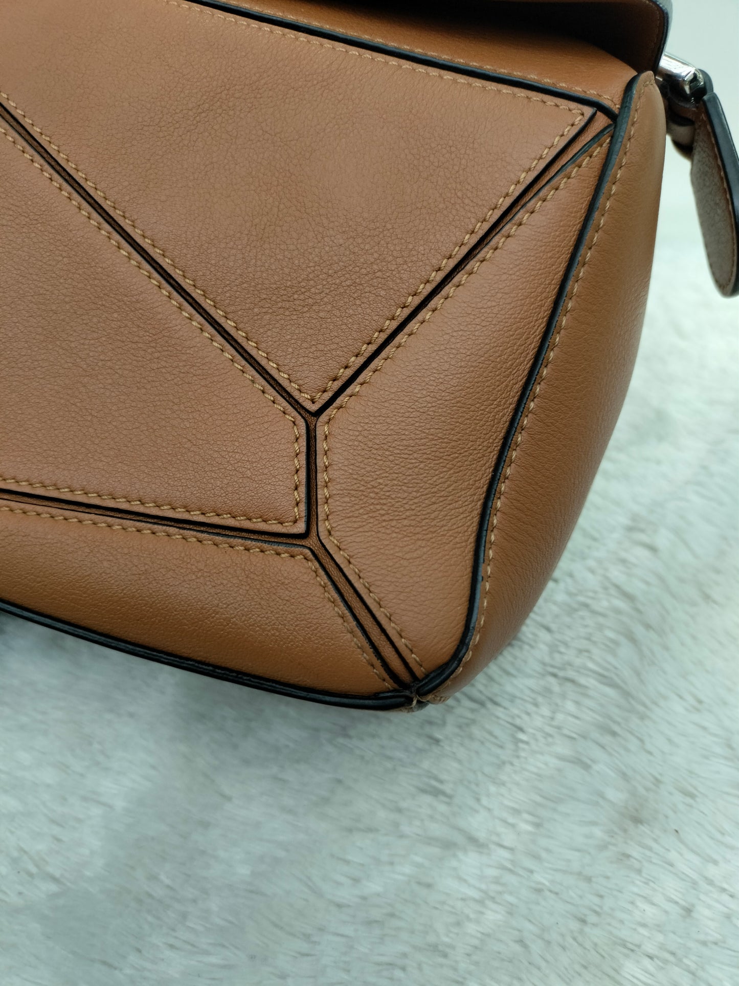 Loewe Puzzle Small Tan SHW 2019