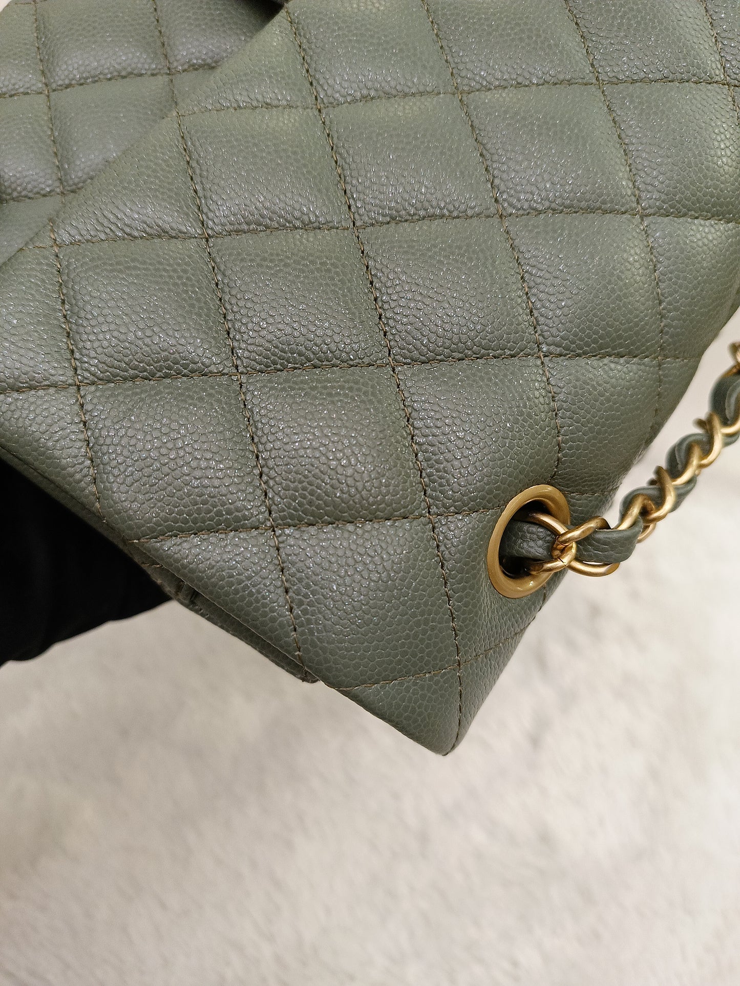 Chanel Medium Caviar Light Green GHW DF #25