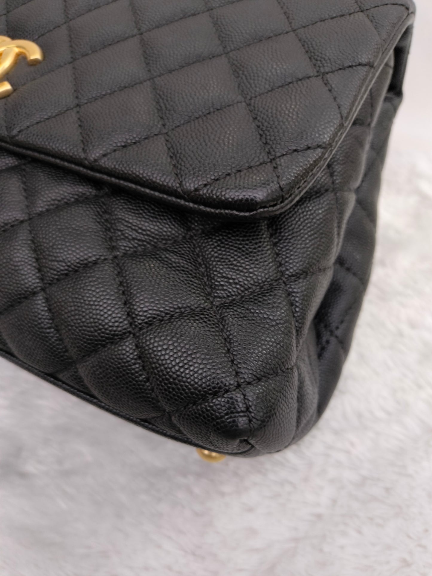 Chanel Coco Handle Medium Caviar Black GHW #25