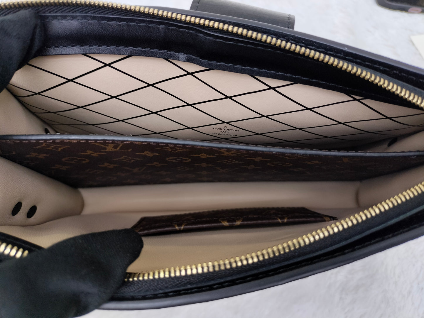LV Trunk Clutch Monogram Reverse 2018