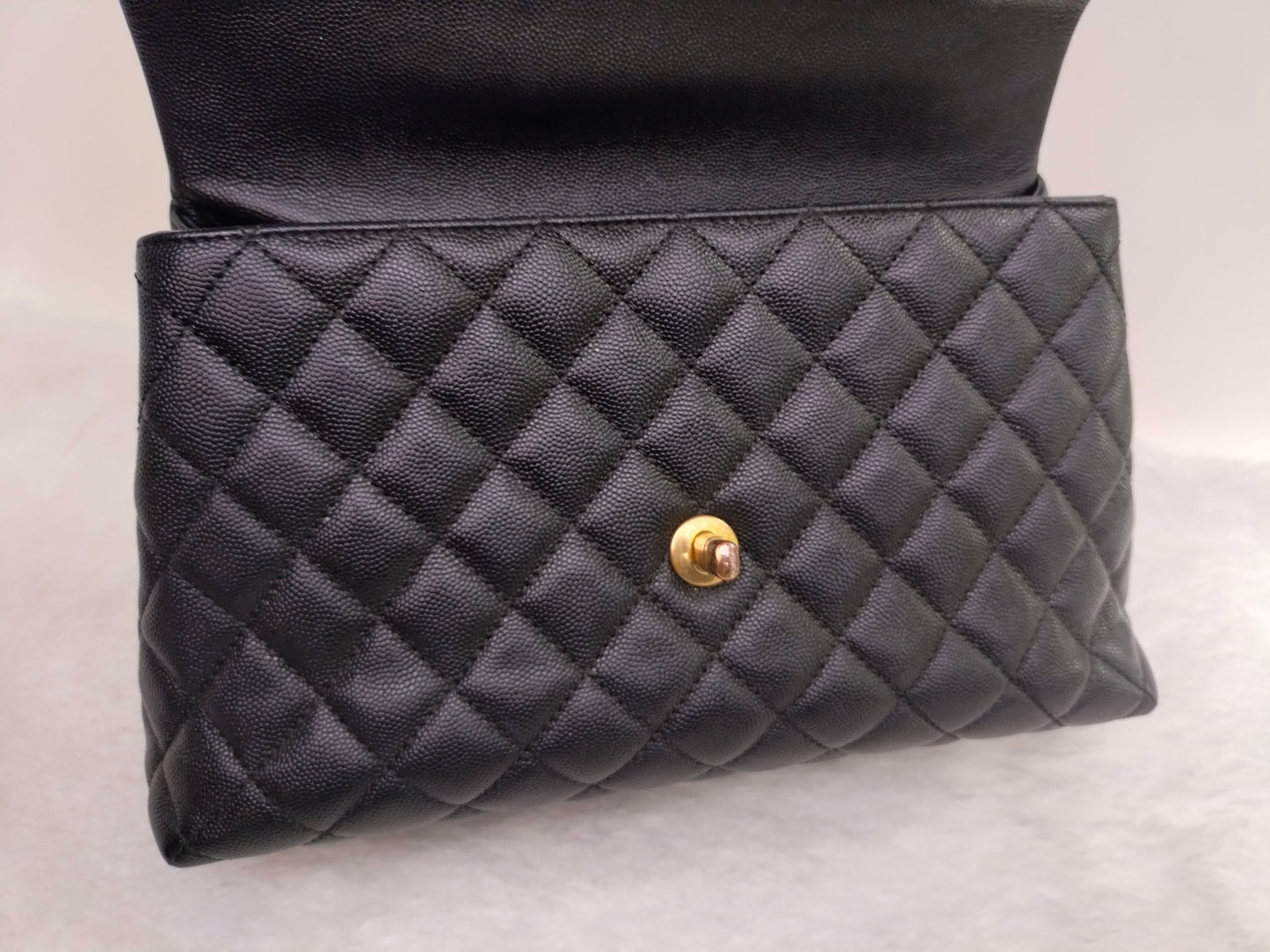 Chanel Coco Handle Medium Caviar Black GHW #25
