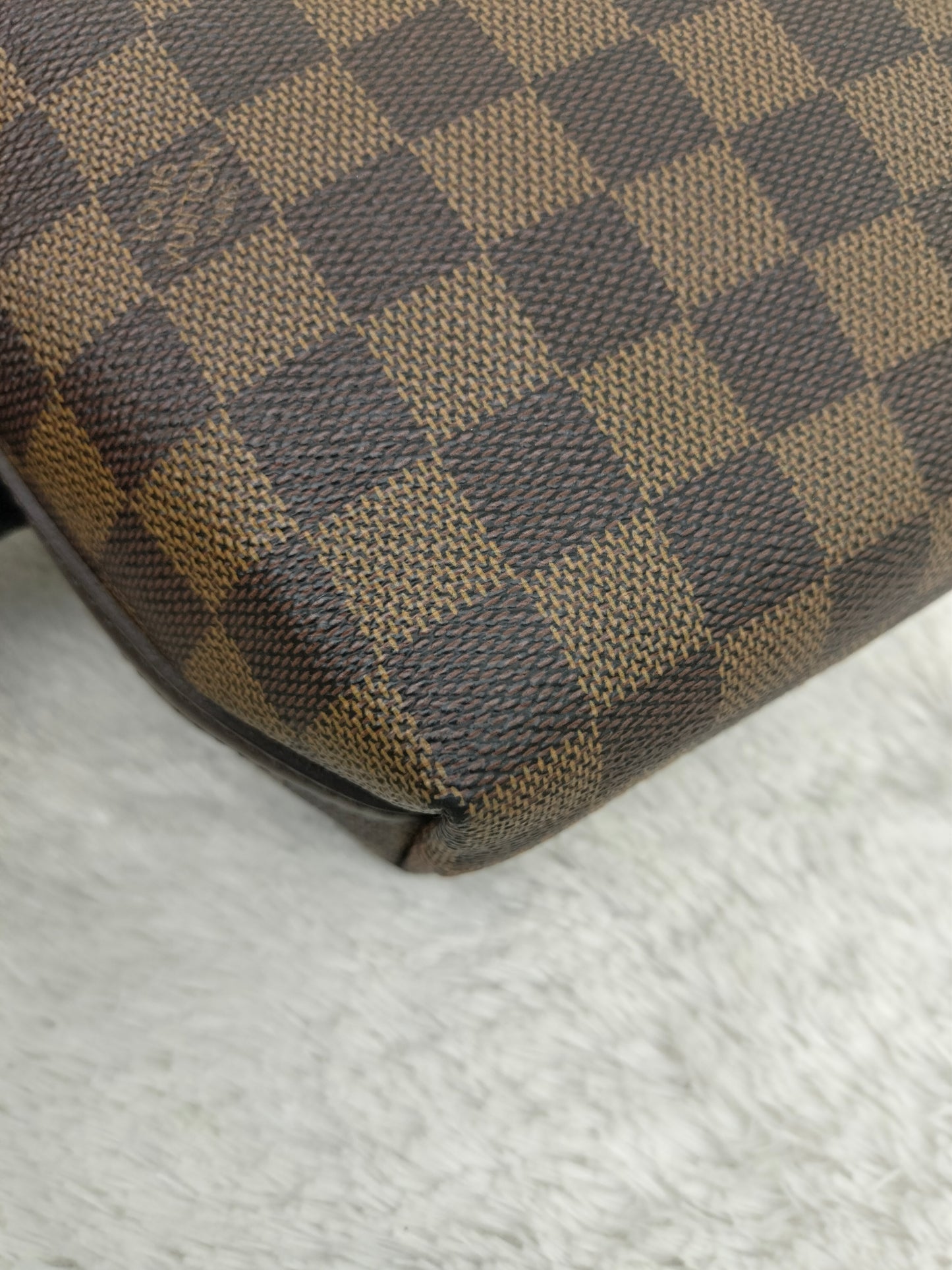 LV illovo PM Damier