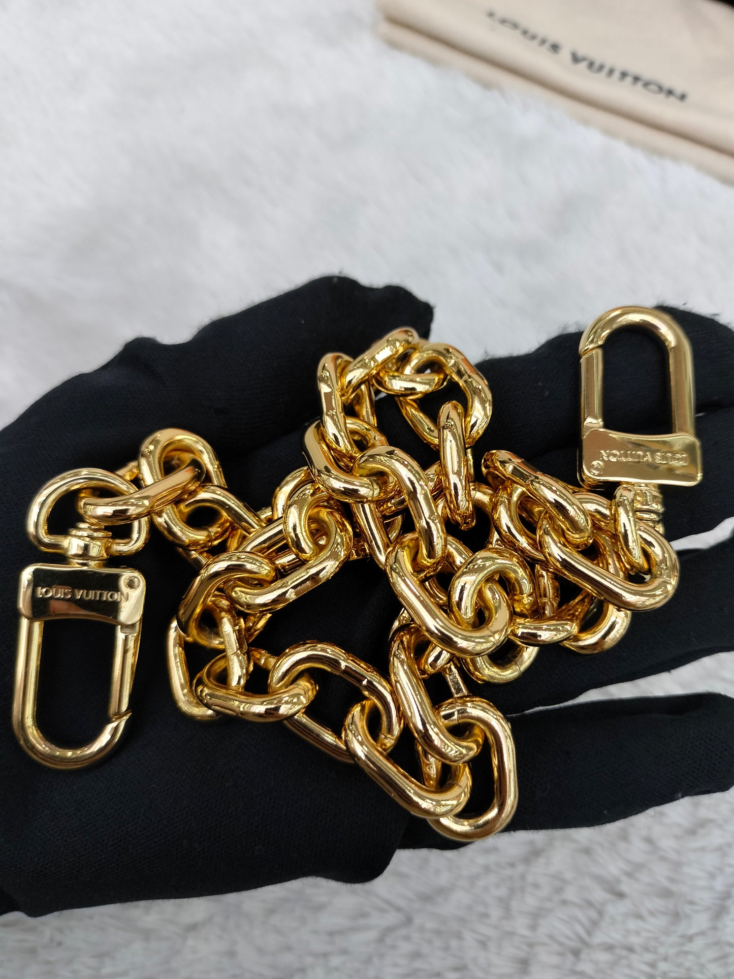 LV Pochette Metis East West Monogram 2023 (CHIP)