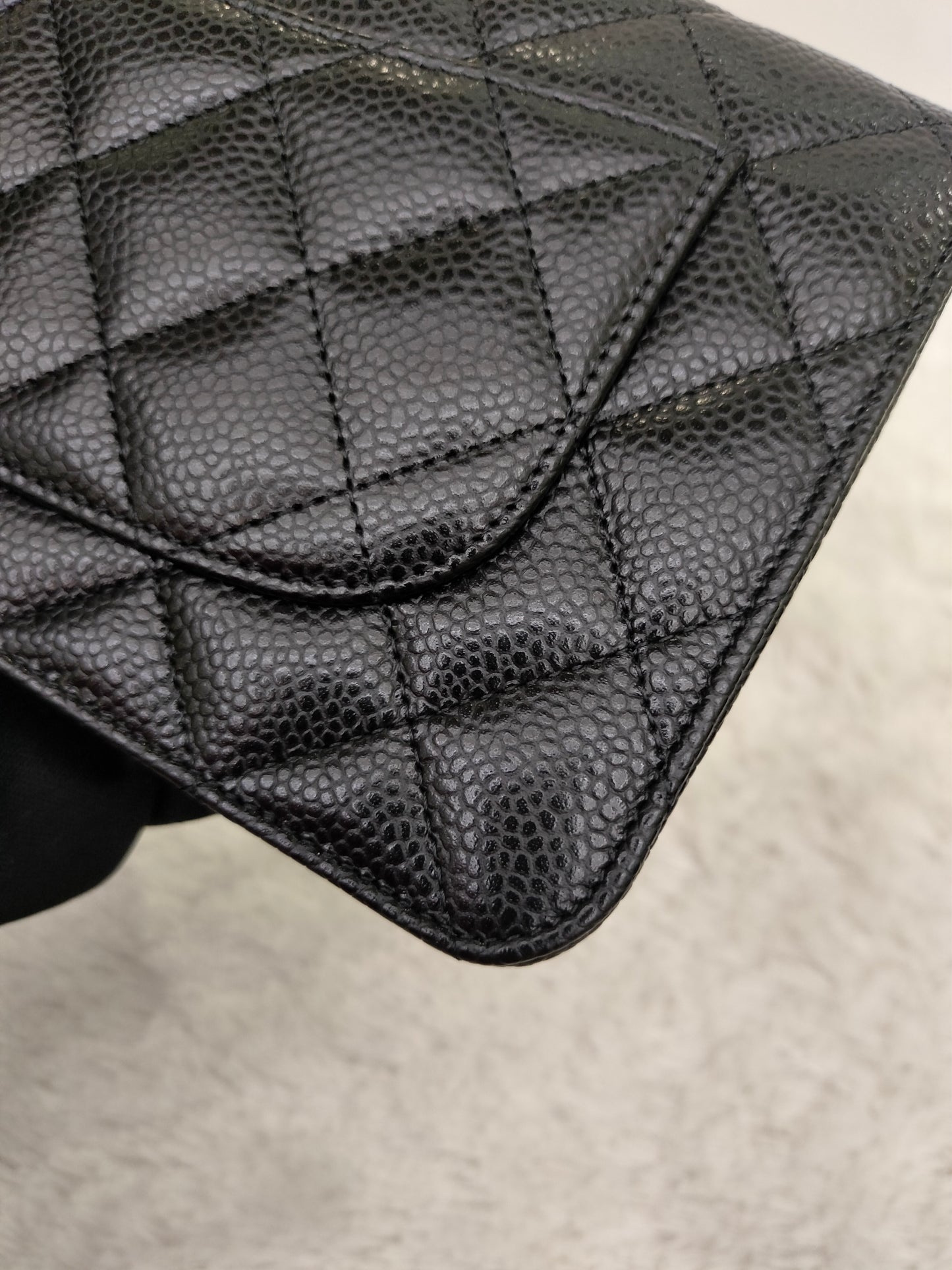 *NEW* Chanel WOC Caviar Black GHW (CHIP 2025)