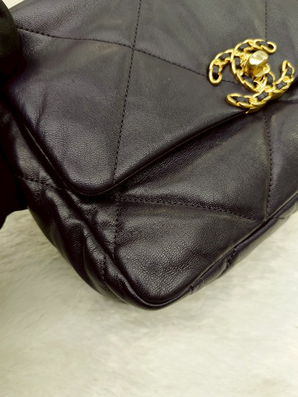 Chanel C19 Small Dark Purple GHW #30