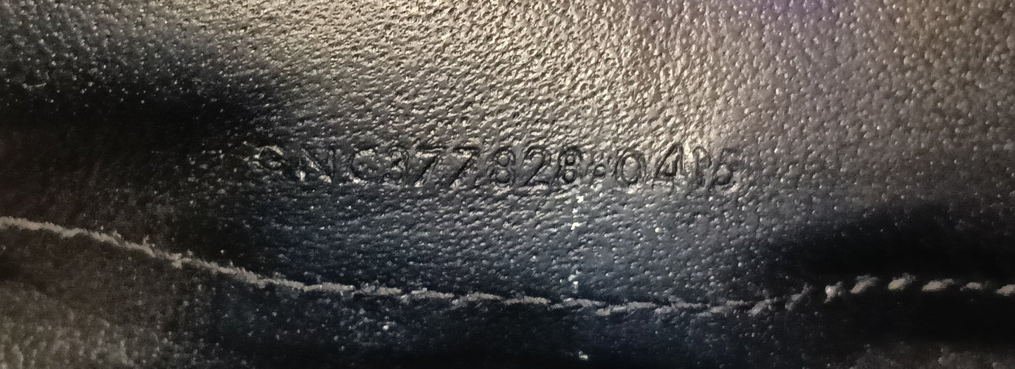 YsL WOC 22 Cassandre Chevron Grained Black SHW 2015