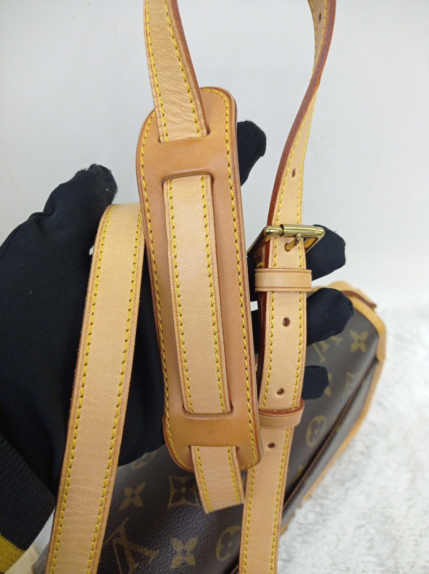 LV Sologne Shoulder Monogram