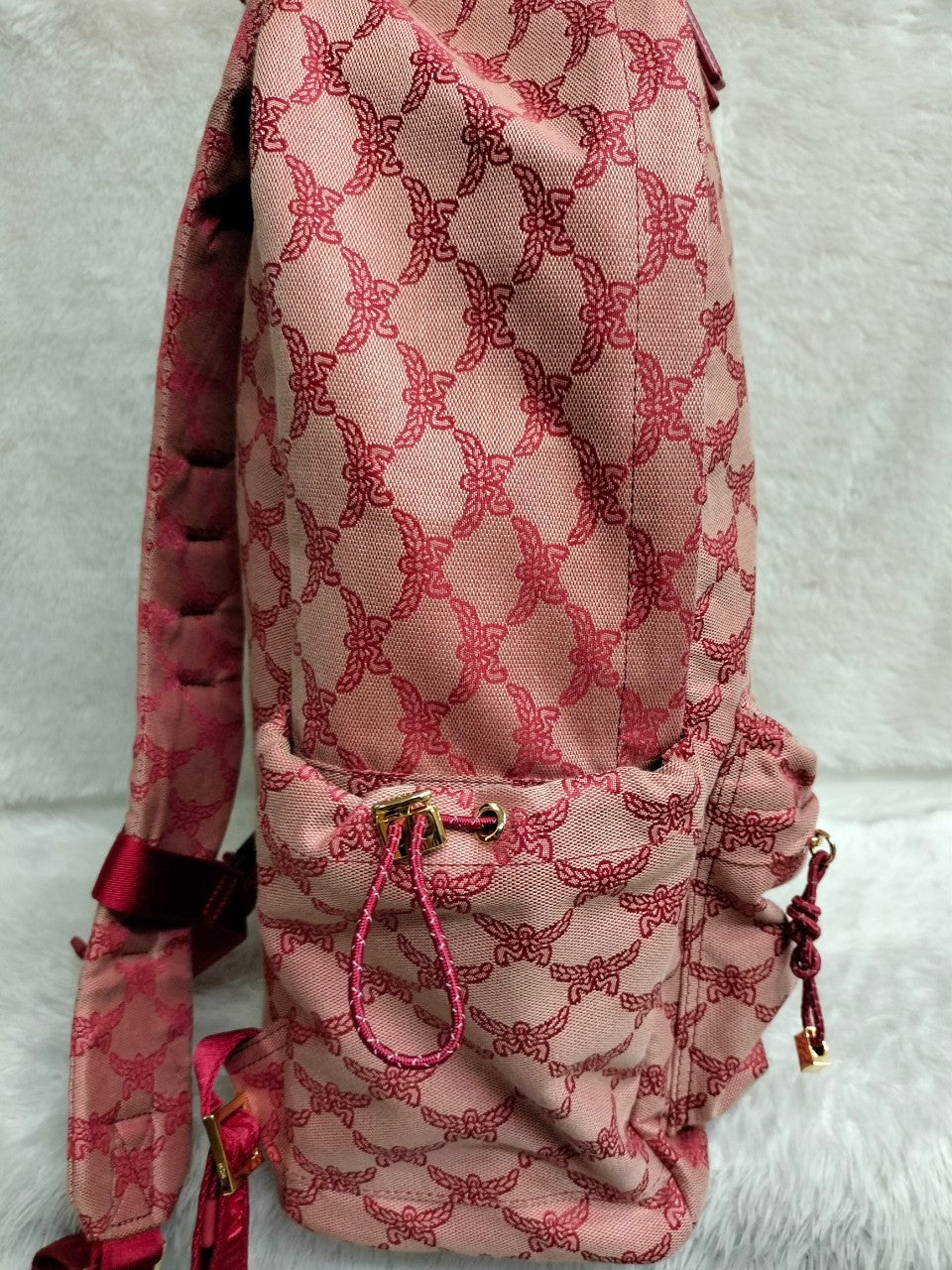 *Neverbeen Used* MCM Himmel Medium Backpack Lauretos Jacquard Red GHW 2024