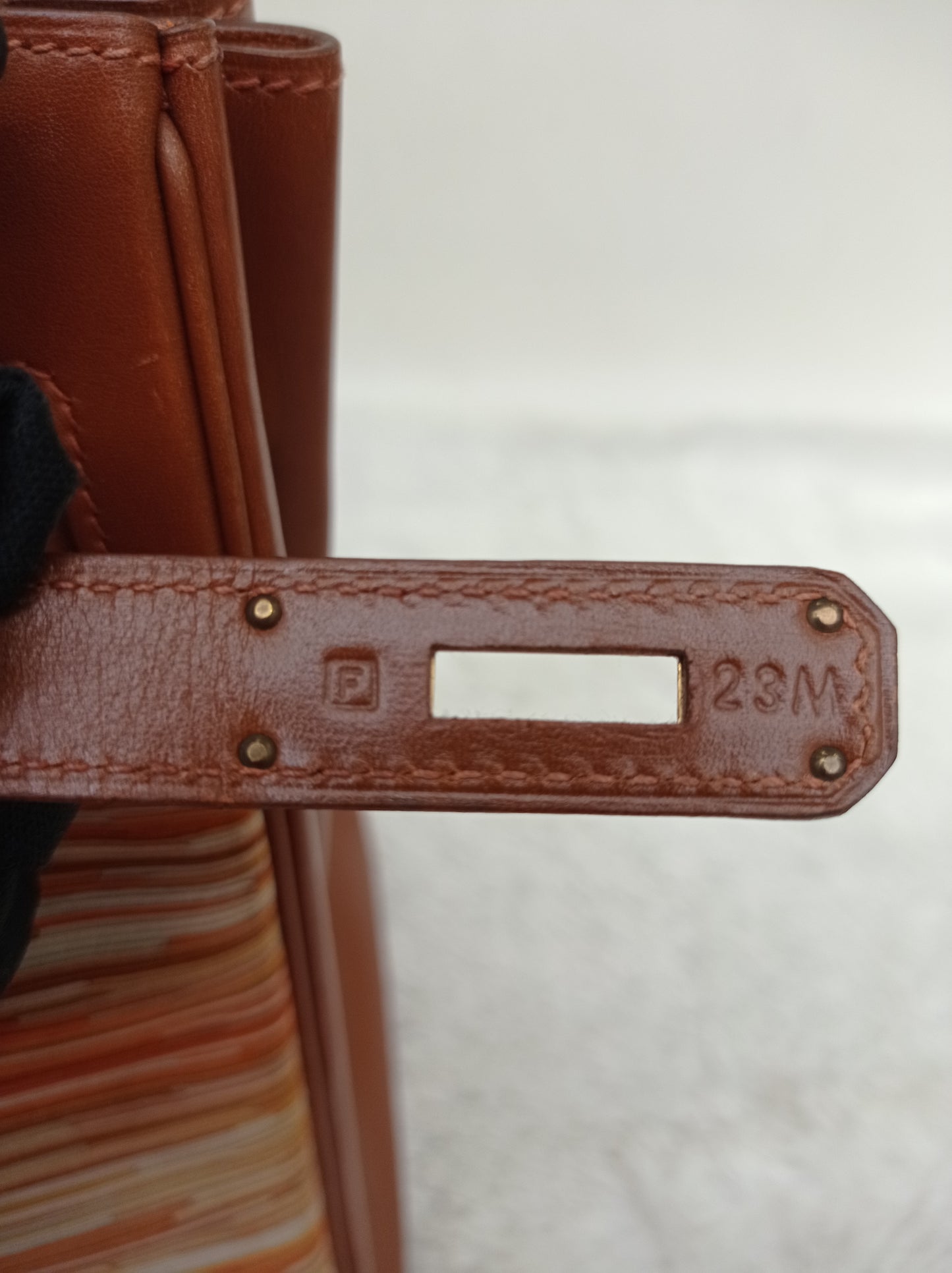 B32 Hac Vibrato Tadelac Gold GHW #F square