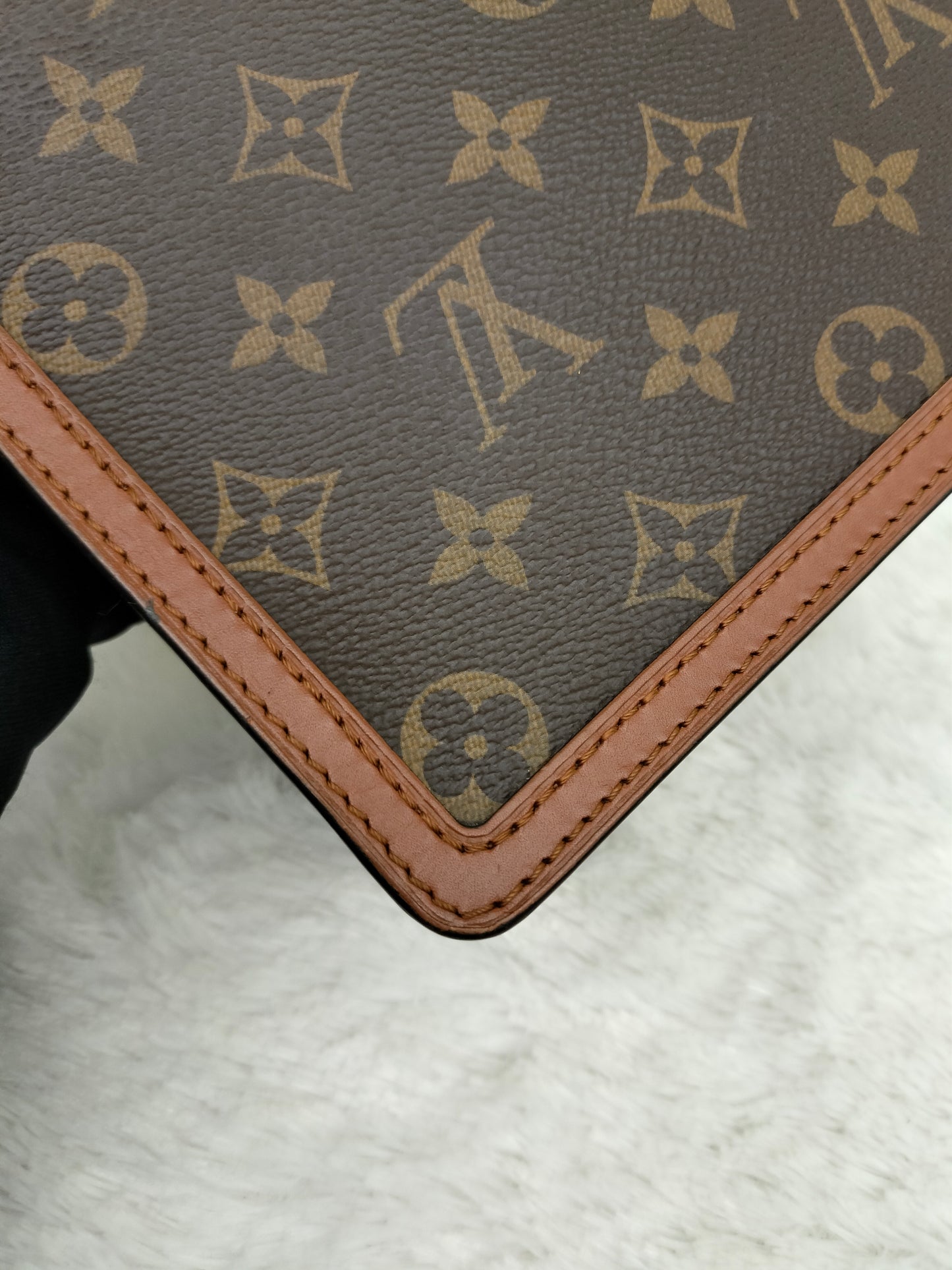 LV Dauphine Mini Monogram Reverse 2019