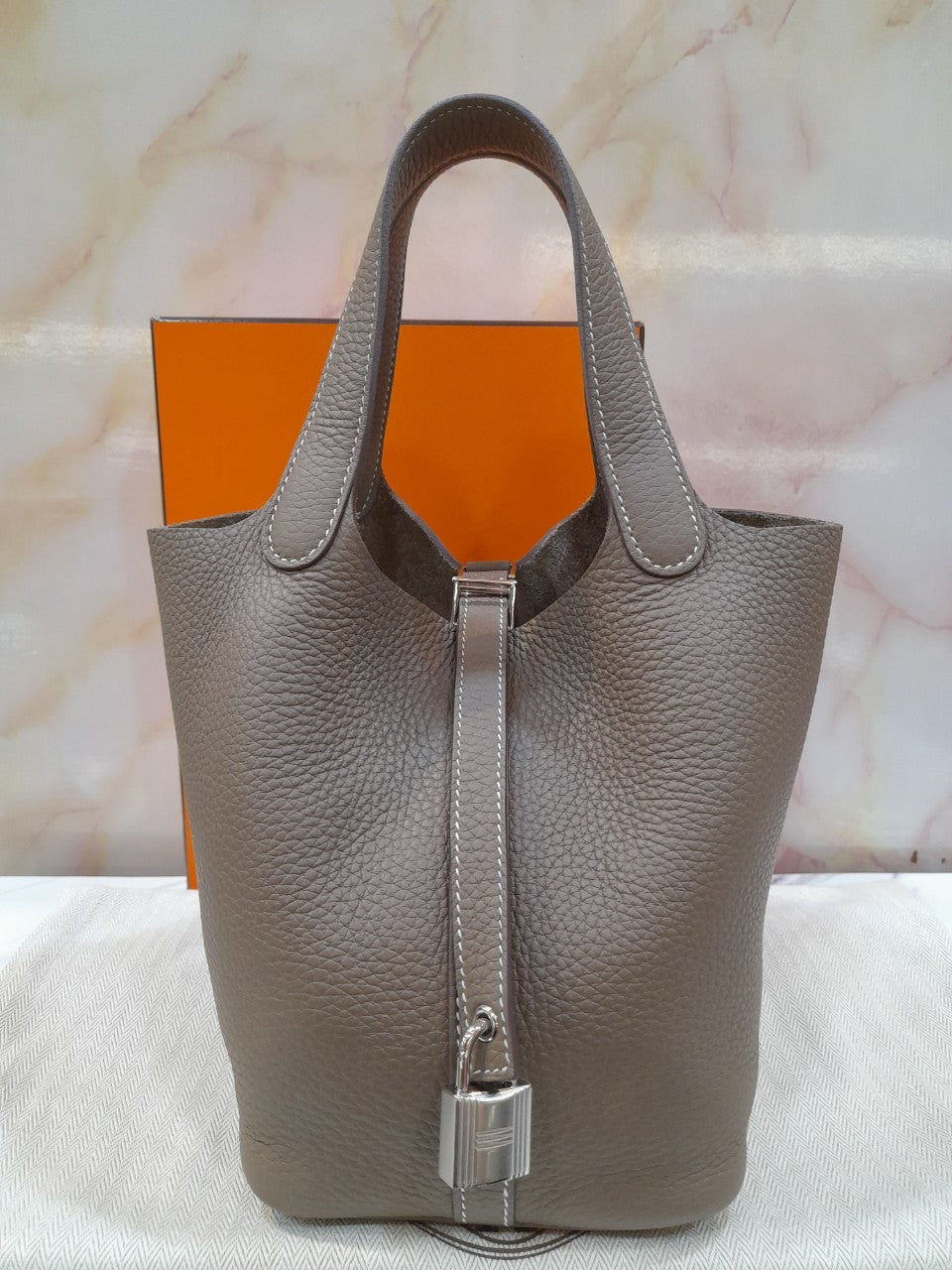 Hermes Pico 18 Etoupe Clem PHW #B