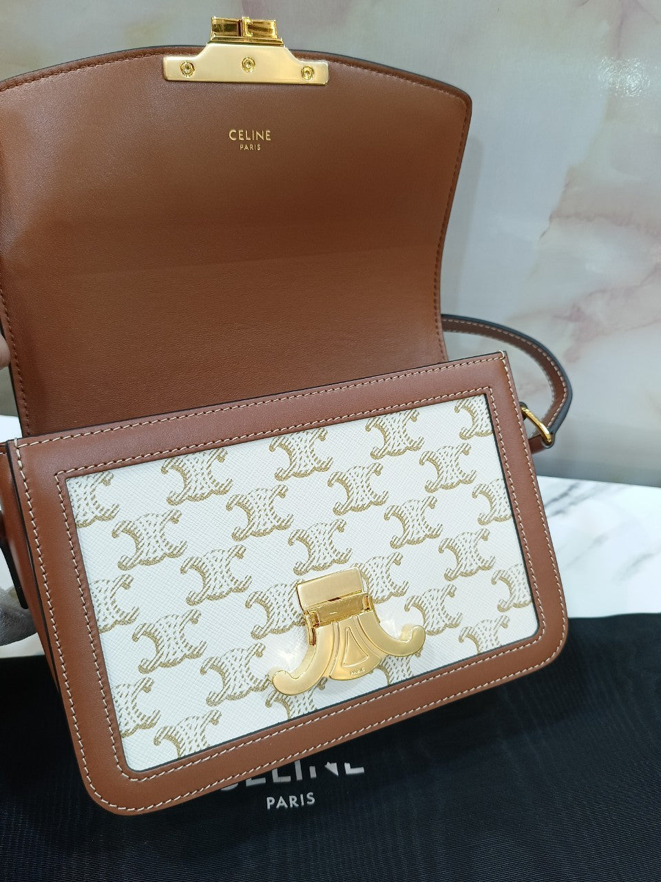 *Never been used* Celine Triomphe White Teen GHW 2022