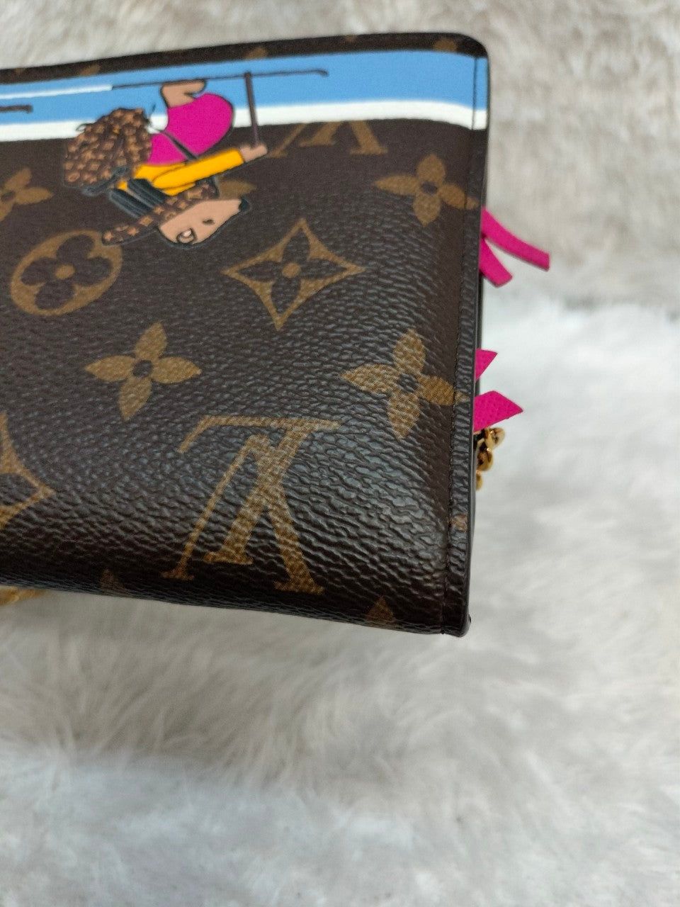 LV Weekend Pochette Monogram Skiing Bears Xmas 2018