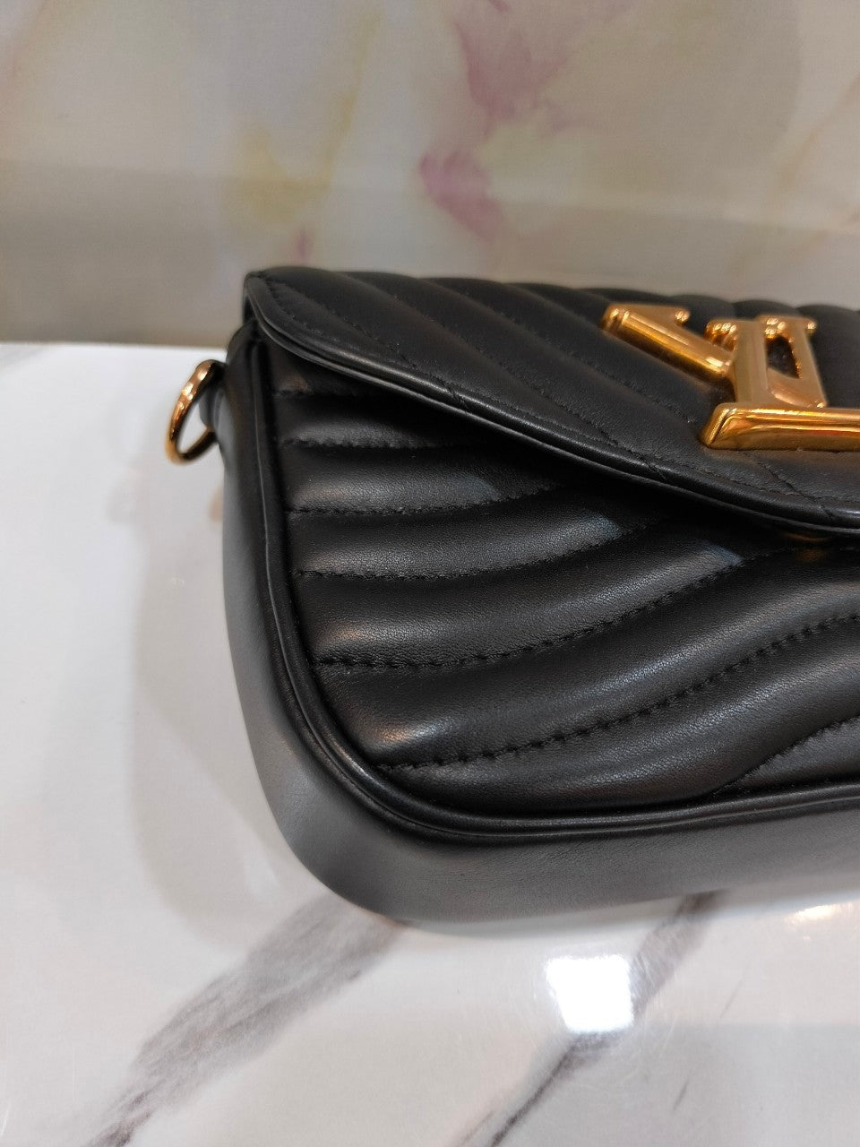 LV Multi Pochette New Wave Noir GHW 2022