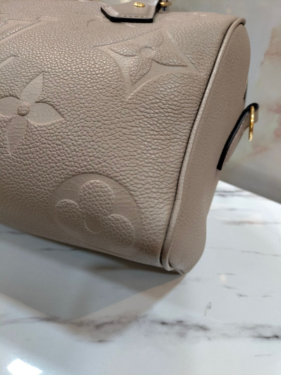 LV Bandou 25 Monogram Empreinte Gris Tourtelle 2023