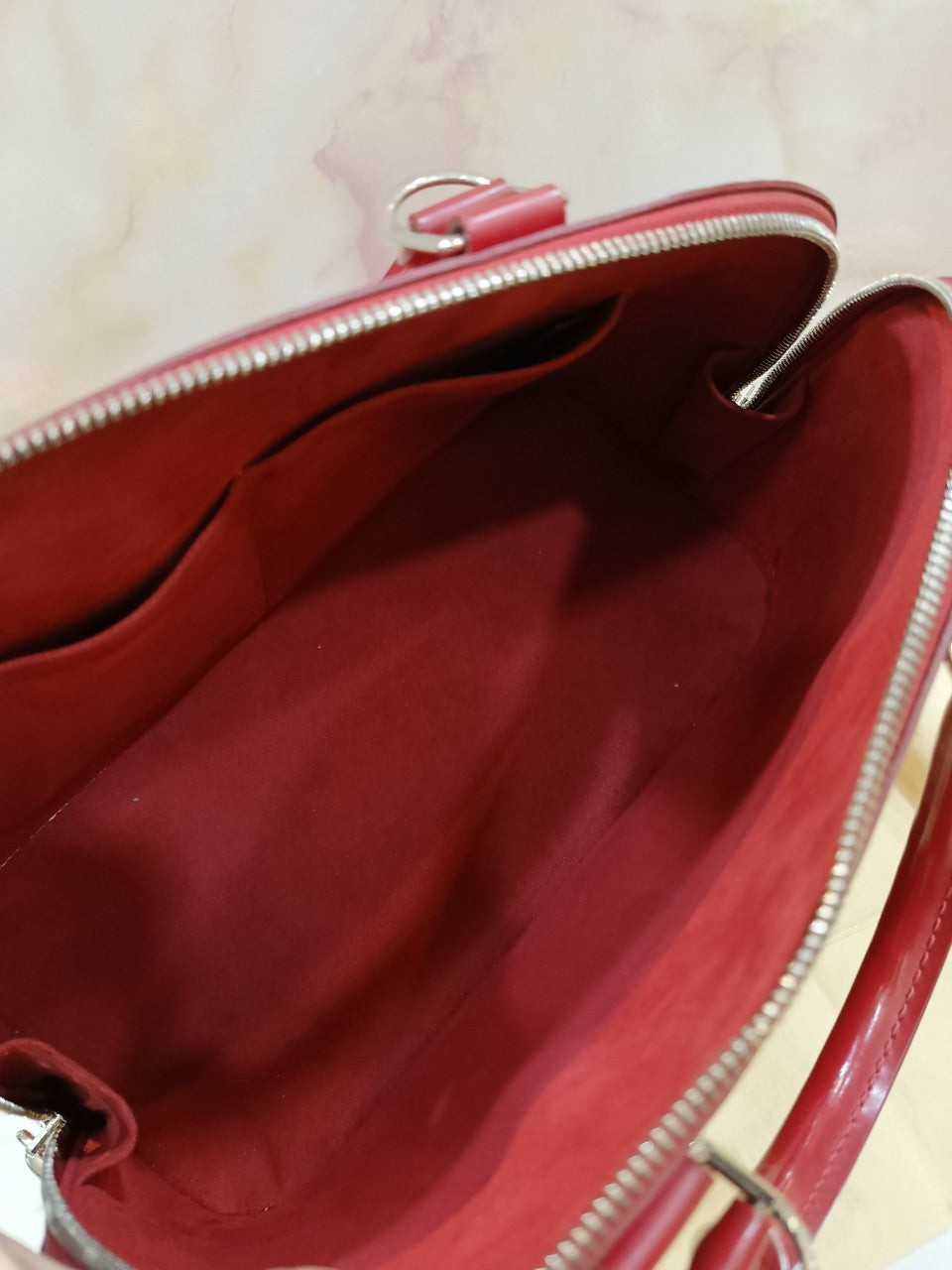 LV Alma PM Epi Red 2012