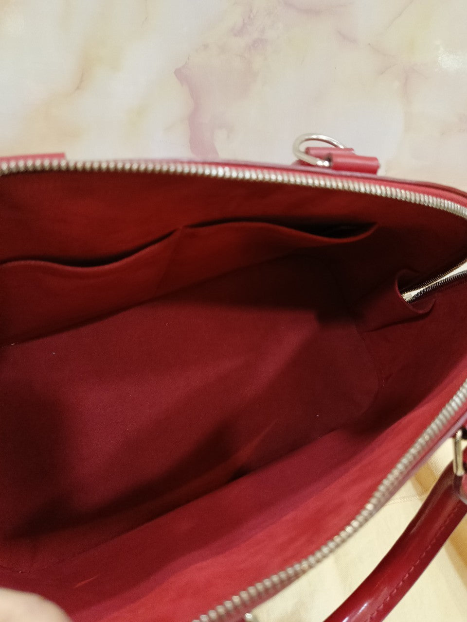 LV Alma PM Epi Red 2012