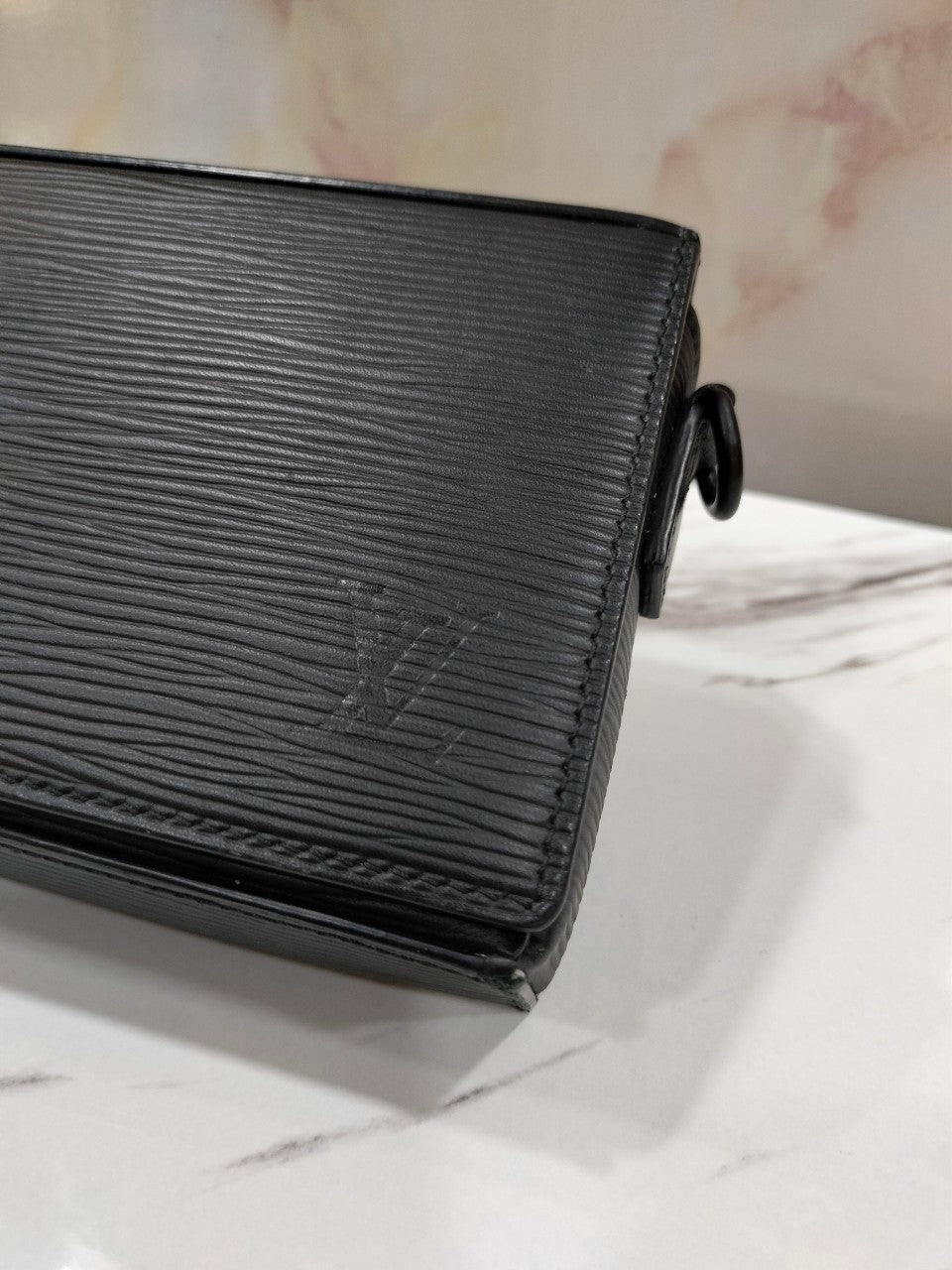 Lv Long Slim Wallet Epi Black Mono Eclipse(CHIP)