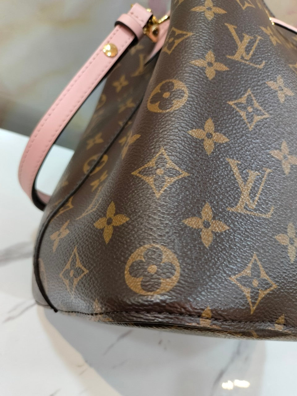 LV Neo Noe Monogram Rose Poudre 2019