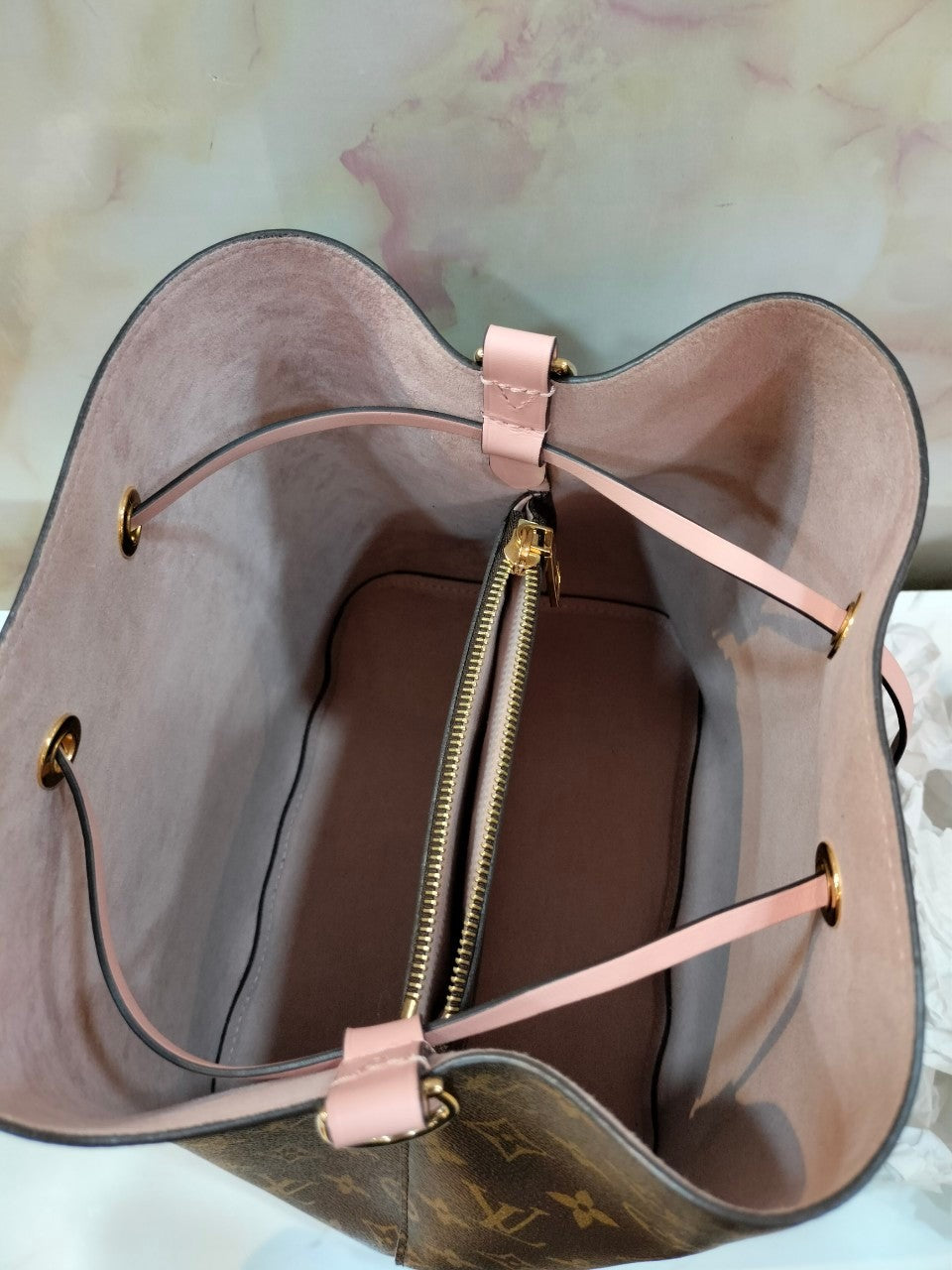 LV Neo Noe Monogram Rose Poudre 2019