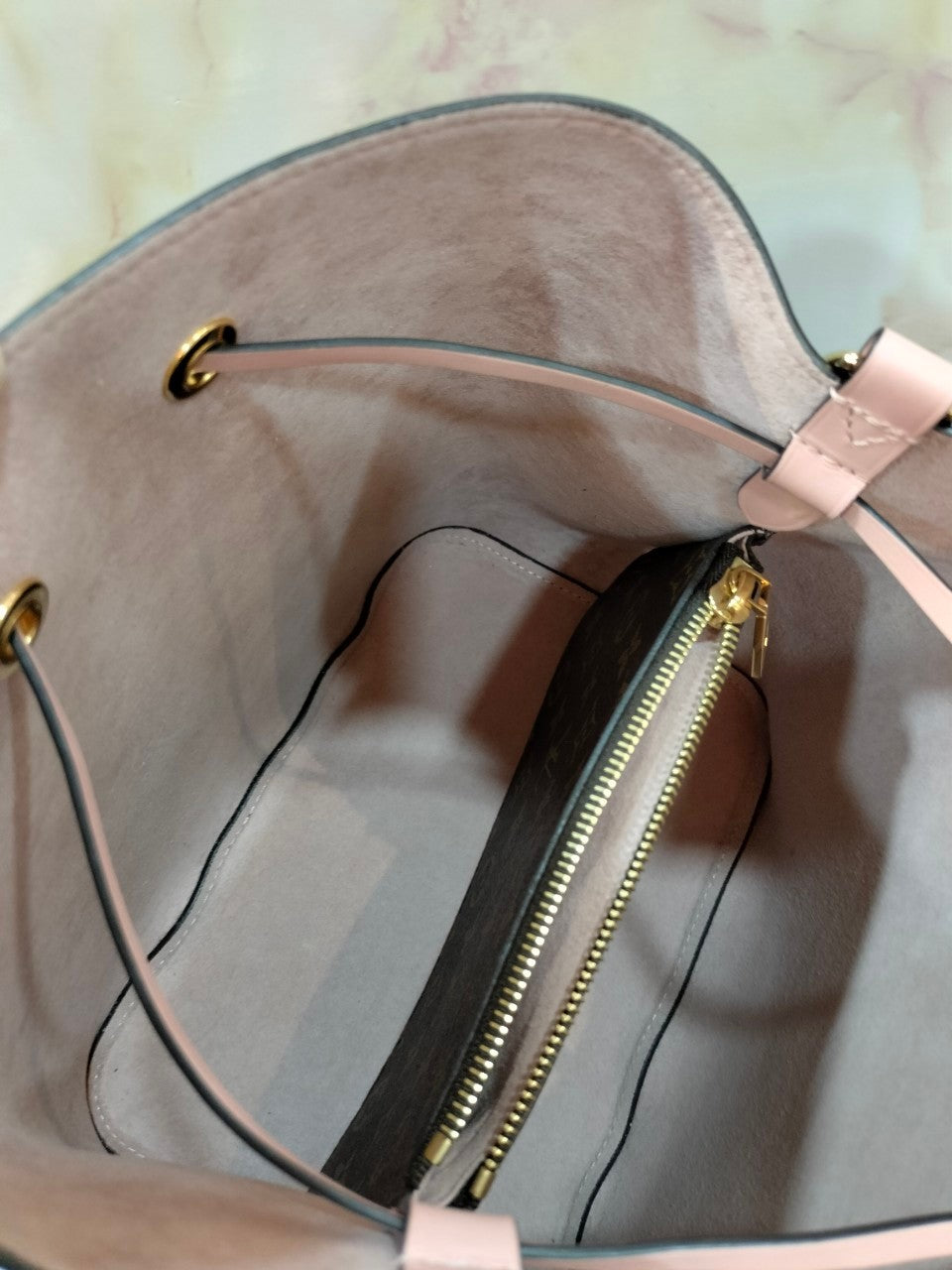 LV Neo Noe Monogram Rose Poudre 2019