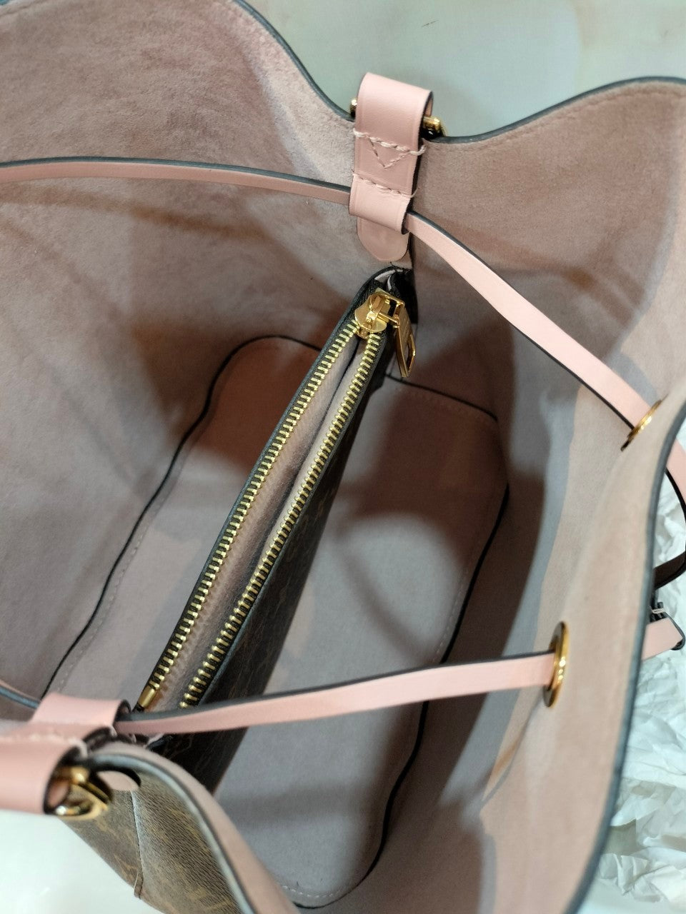 LV Neo Noe Monogram Rose Poudre 2019