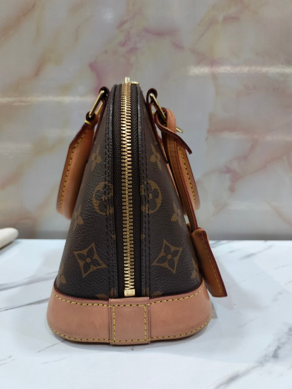 LV Alma BB Monogram 2019