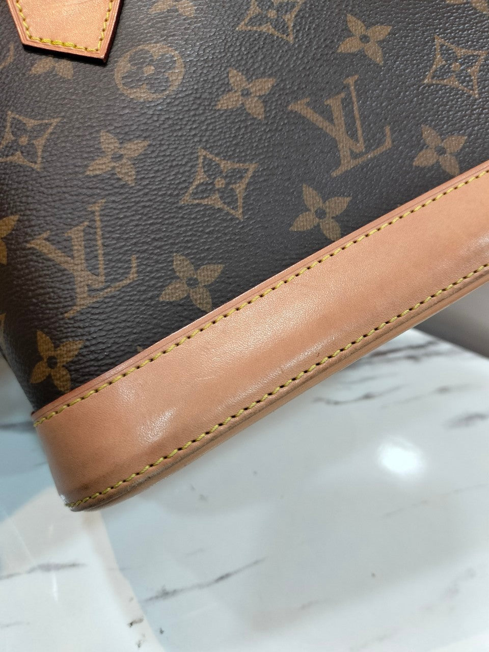 LV Alma BB Monogram 2019