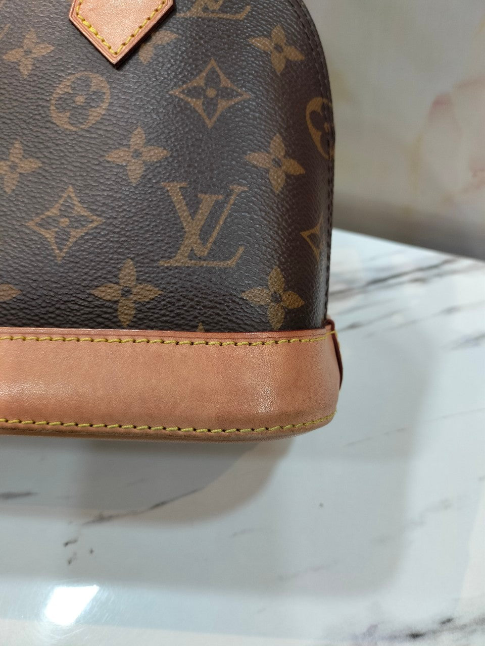 LV Alma BB Monogram 2019