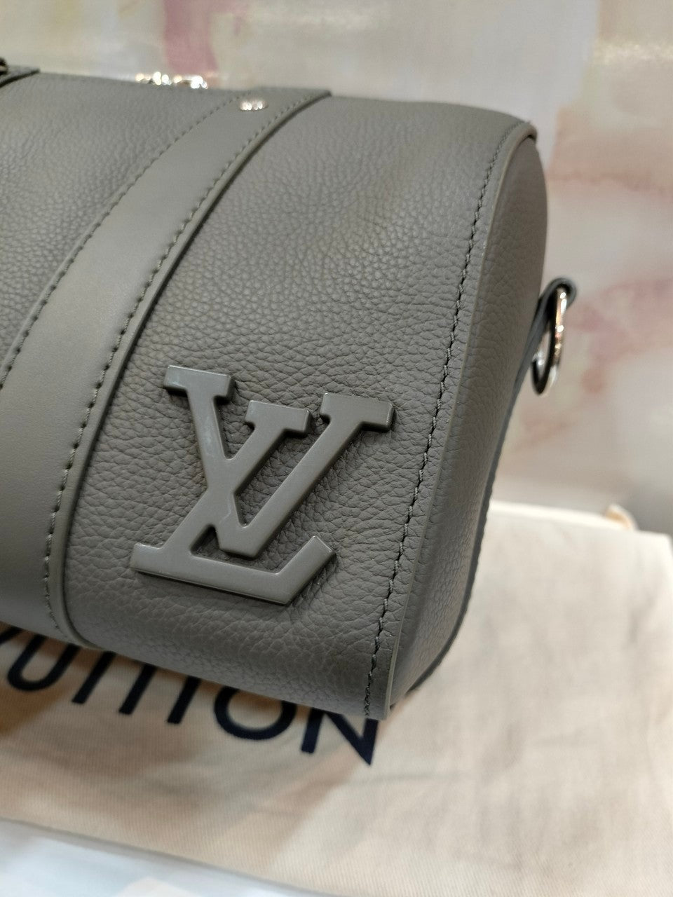 LV City Keepal Aerogram Virgil Abloh Khaki 2022 (CHIP)