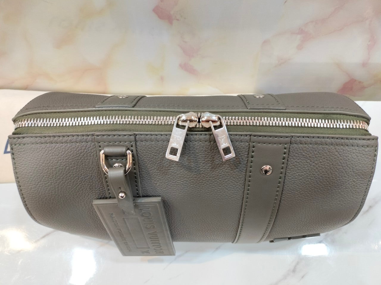 LV City Keepal Aerogram Virgil Abloh Khaki 2022 (CHIP)