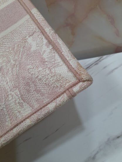 Dior Tote Book Medium Baby Pink Embroidery 2020